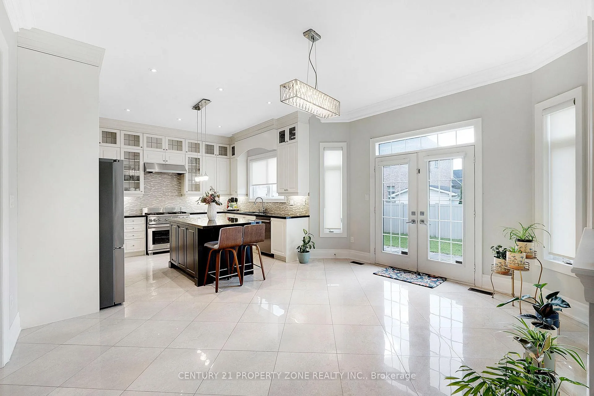 Photo 8 of 9 Kelways Circle, Brampton, Bram East — HOMEH