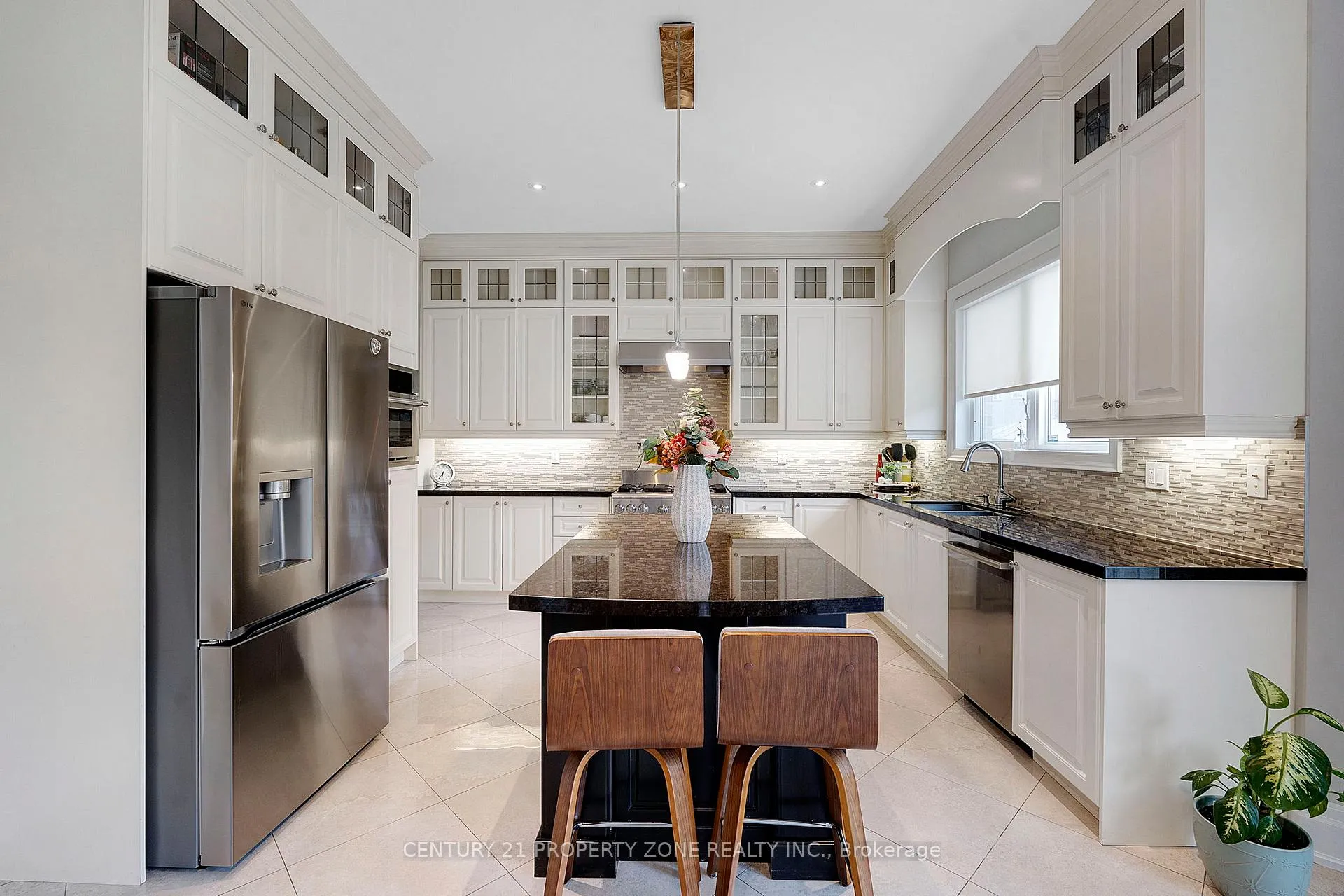 Photo 9 of 9 Kelways Circle, Brampton, Bram East — HOMEH