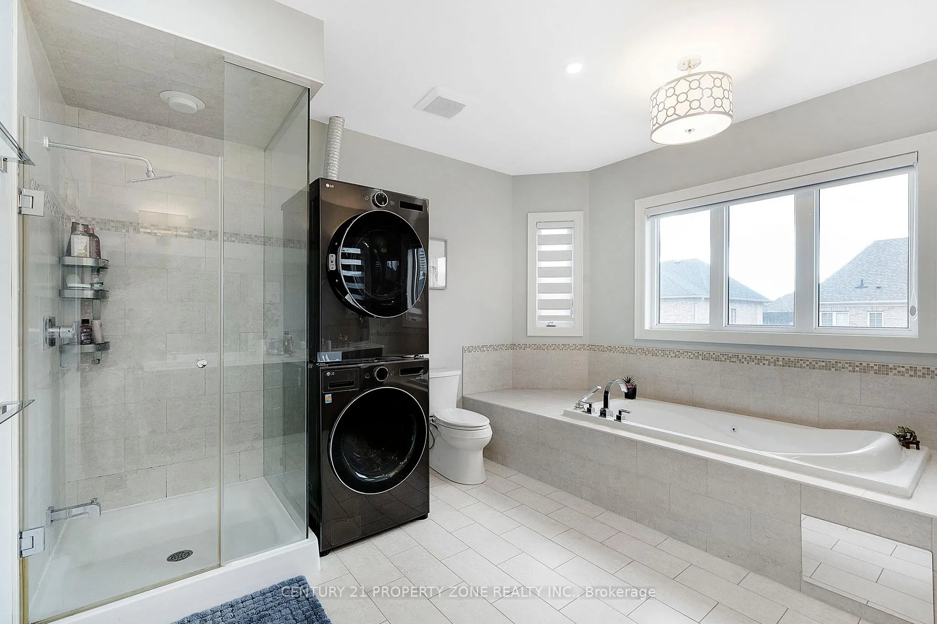 Photo 21 of 9 Kelways Circle, Brampton, Bram East — HOMEH