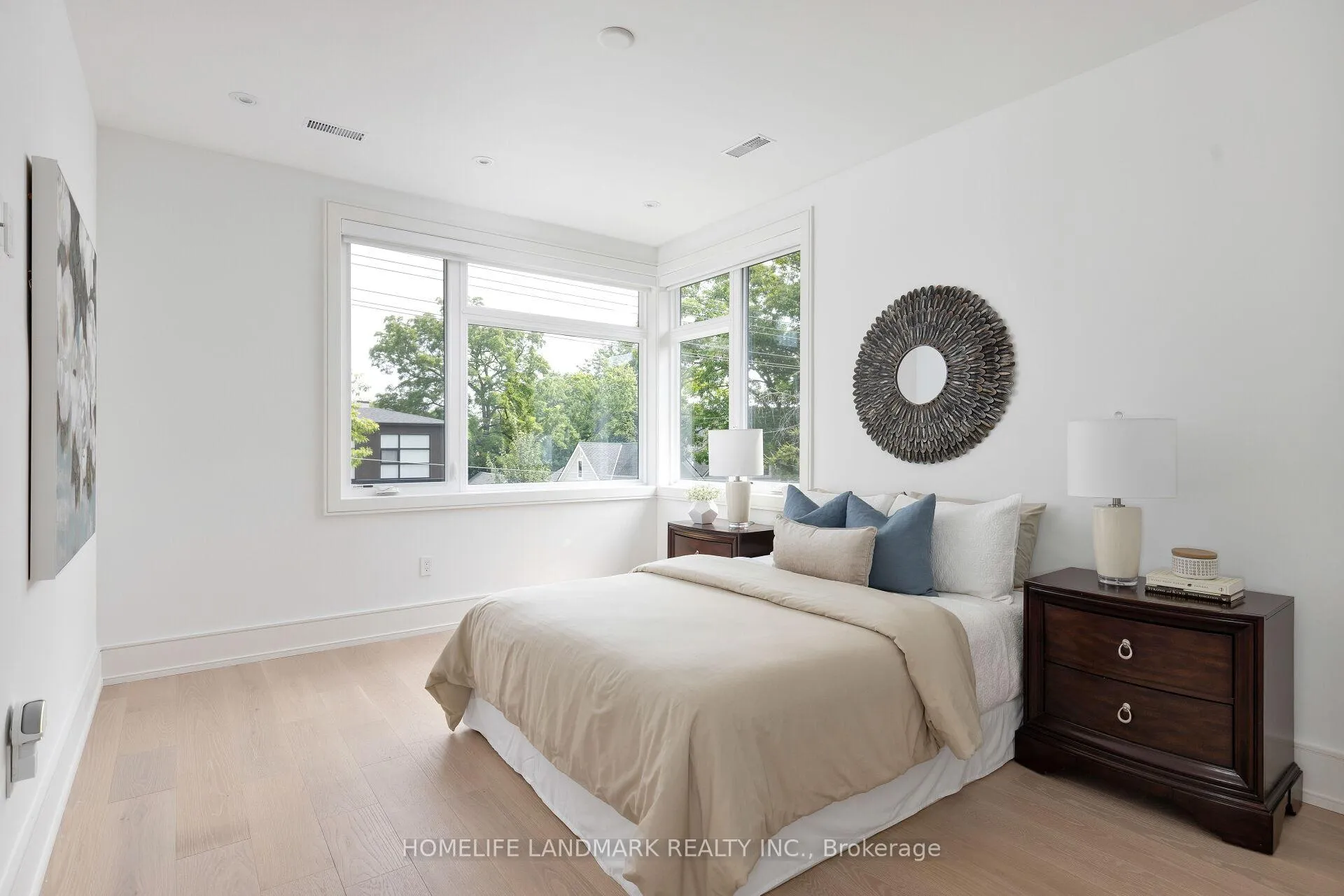 Photo 35 of 418 Pine Cove Road, Burlington, Roseland — HOMEH