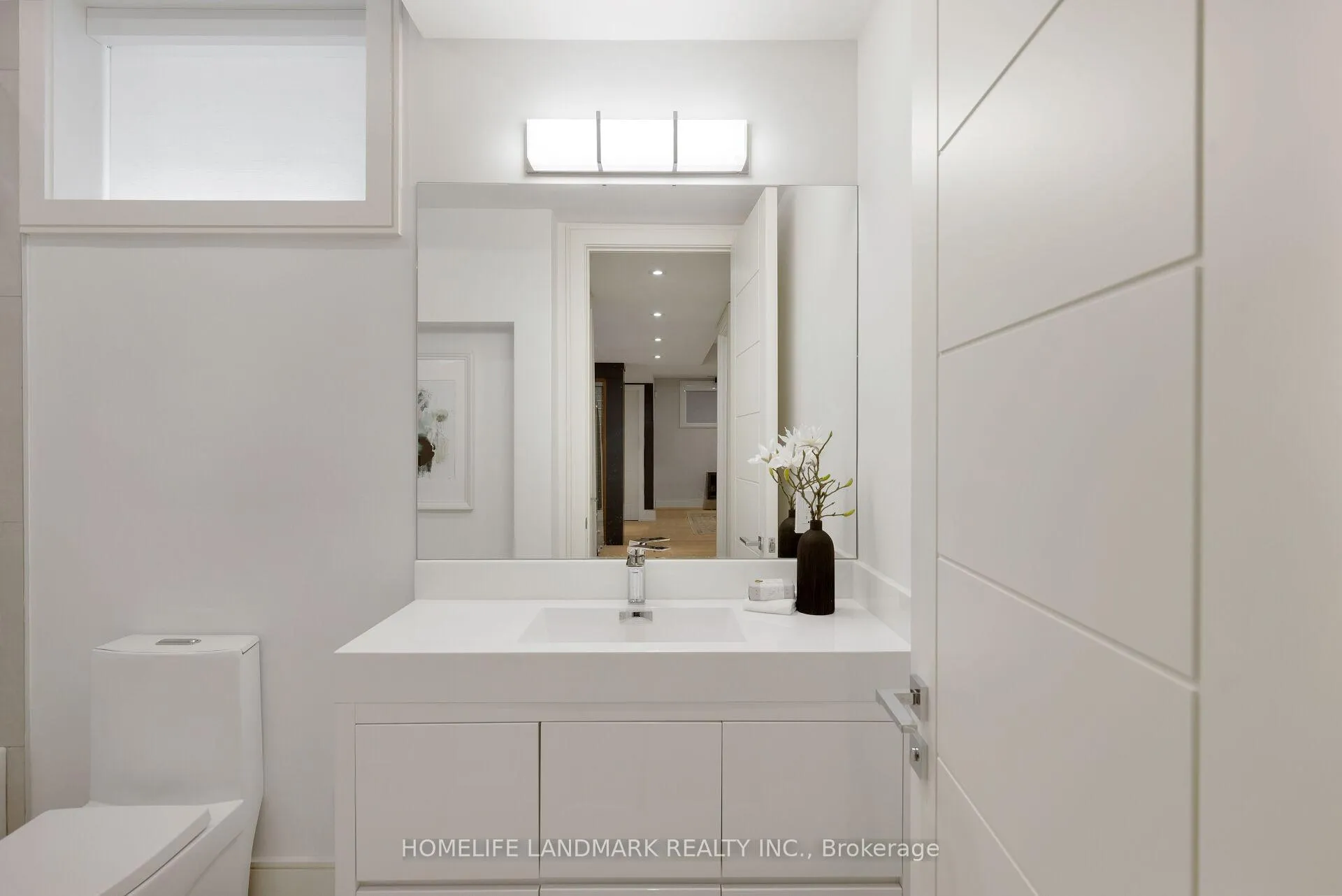 Photo 46 of 418 Pine Cove Road, Burlington, Roseland — HOMEH