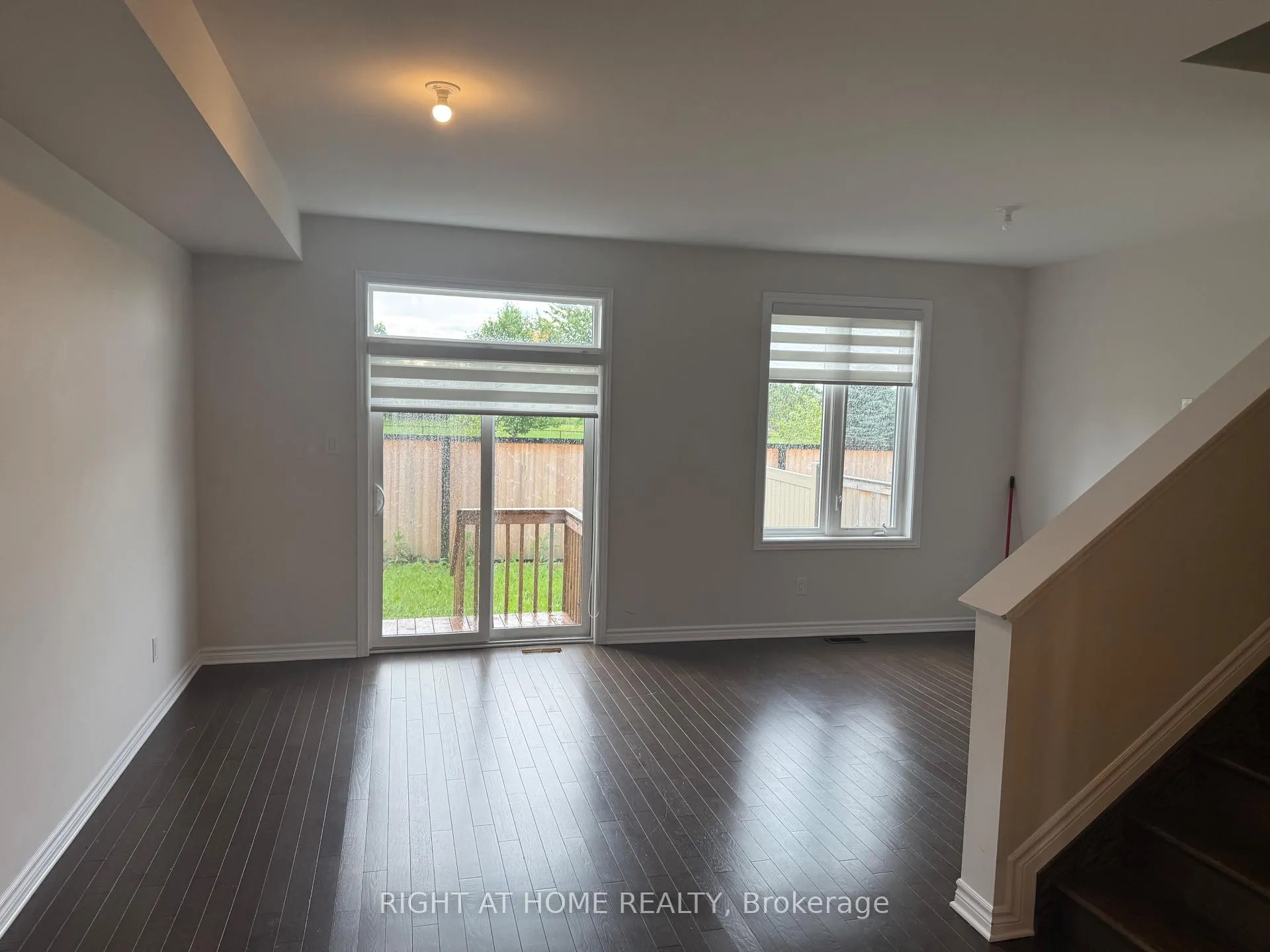 Photo 17 of 704 Petanque Crescent, Ottawa, Notting Hill/Summerside — HOMEH