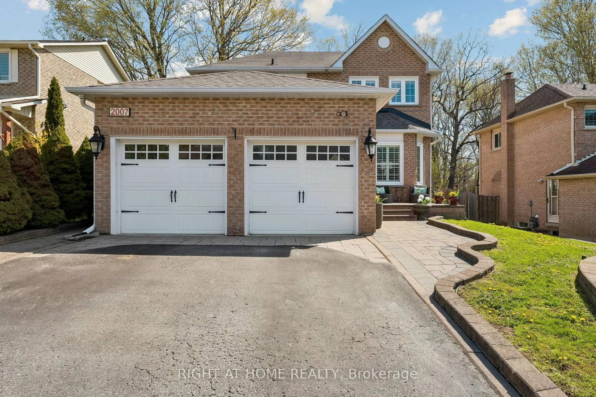 Photo 2 of 2007 Lynn Heights Drive, Pickering, Liverpool — HOMEH