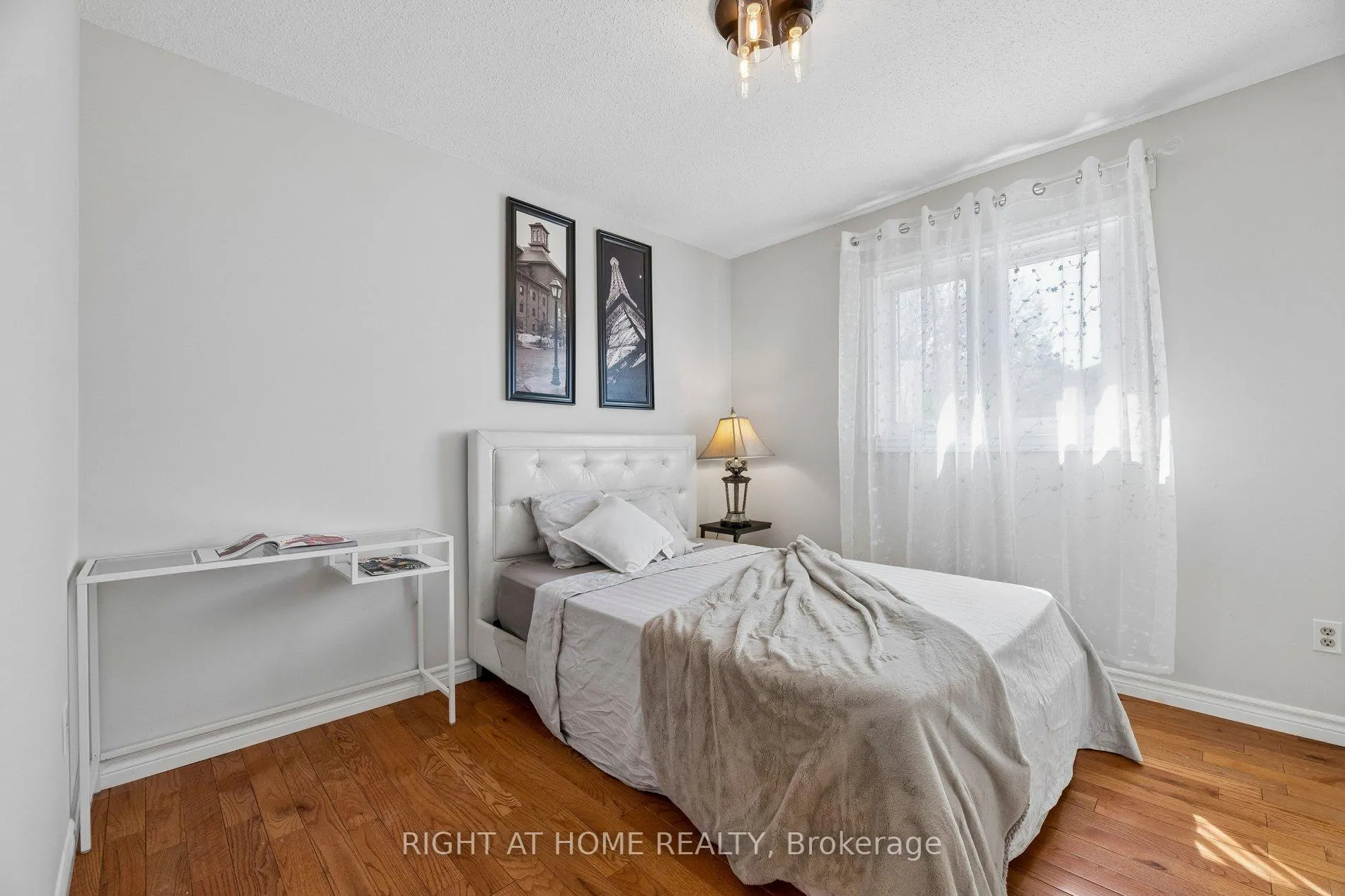 Photo 32 of 2007 Lynn Heights Drive, Pickering, Liverpool — HOMEH