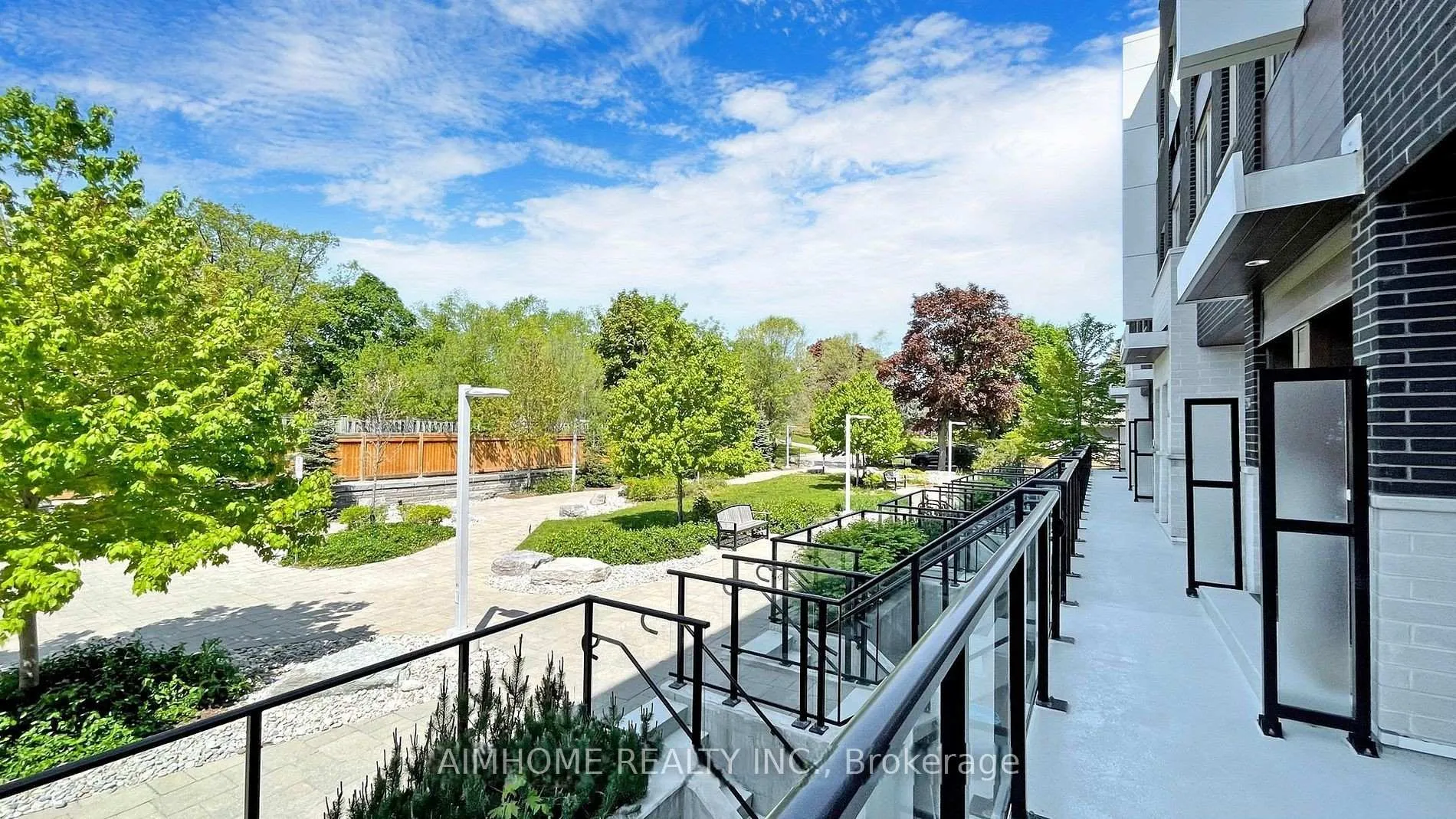 Photo 5 of Unit 28, 780 Sheppard Avenue E, North York, Bayview Village — HOMEH
