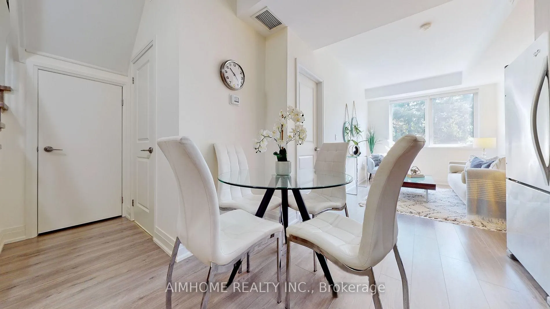 Photo 11 of Unit 28, 780 Sheppard Avenue E, North York, Bayview Village — HOMEH