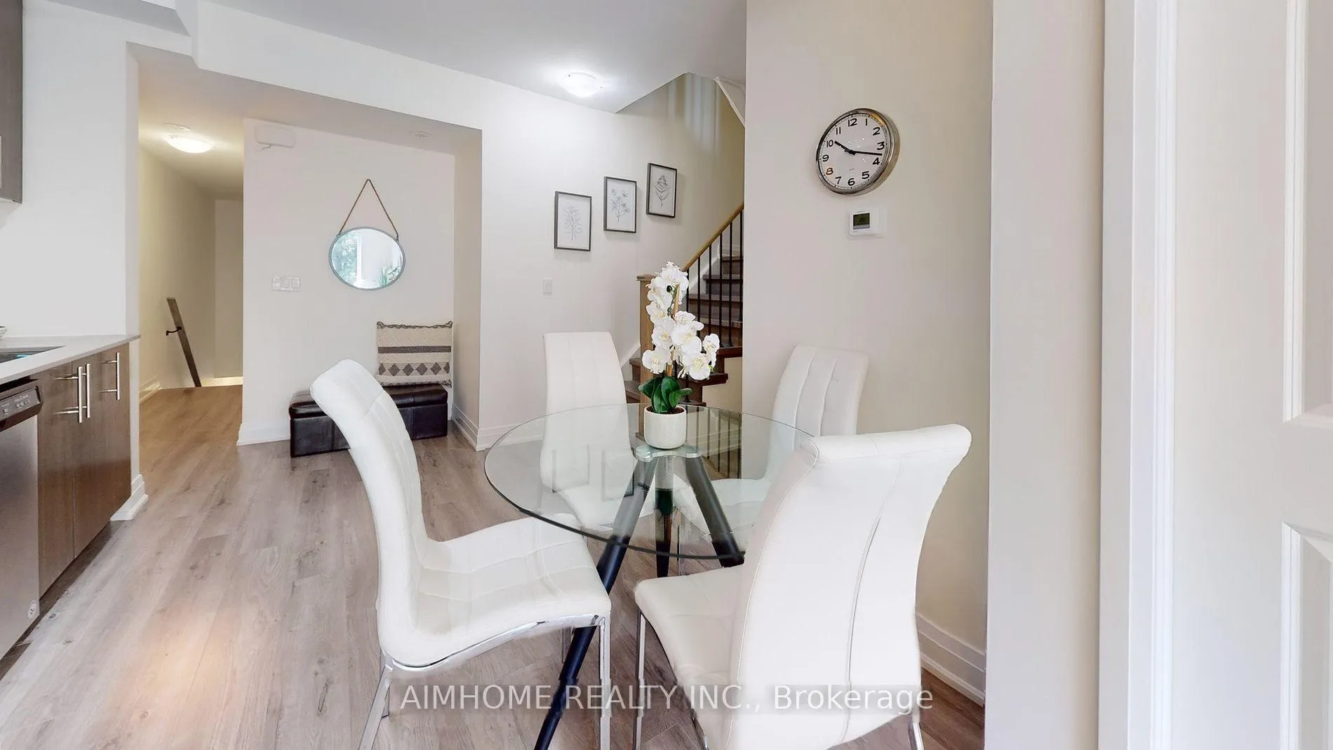 Photo 12 of Unit 28, 780 Sheppard Avenue E, North York, Bayview Village — HOMEH