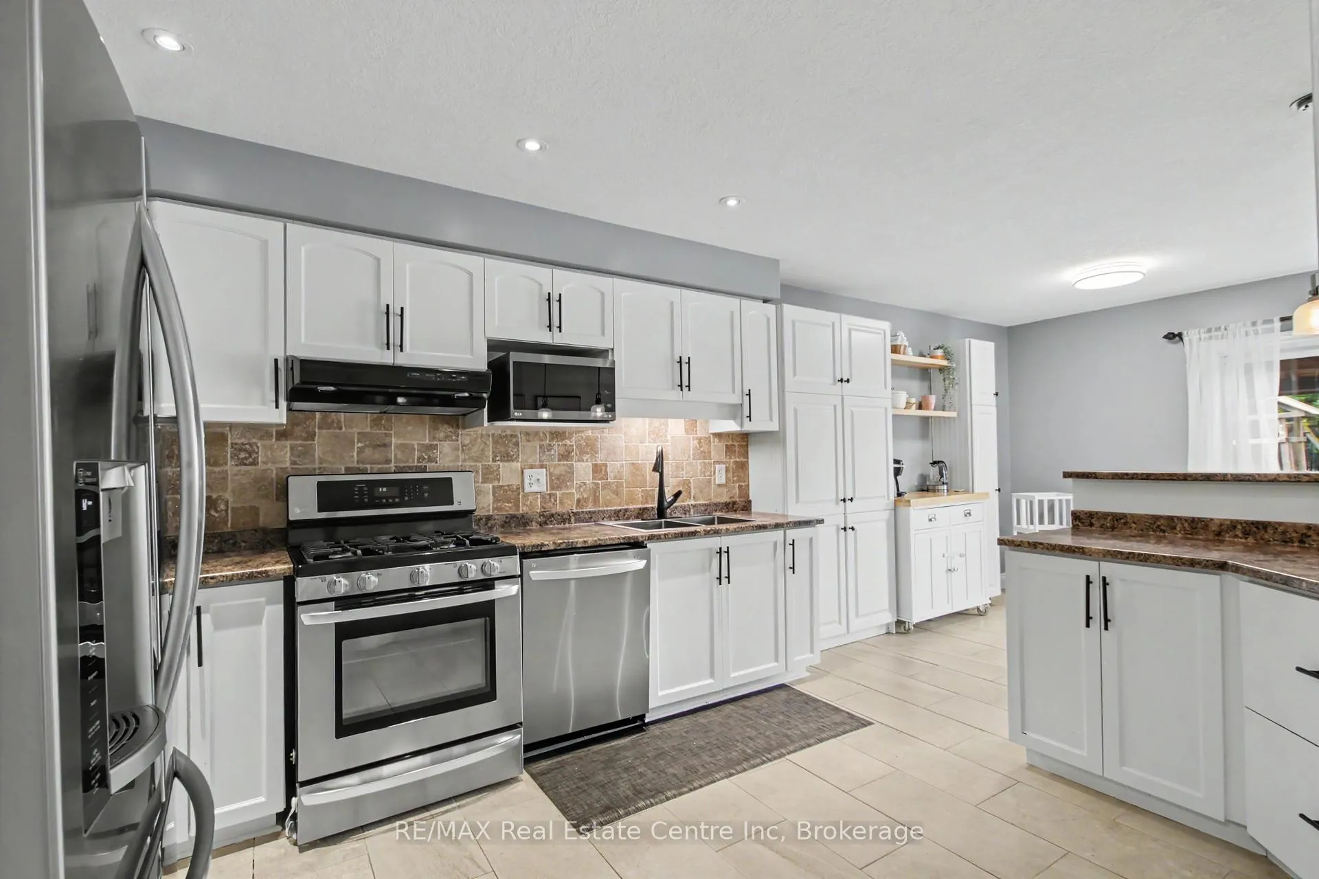 Photo 13 of 50 Forler Street, Wilmot — HOMEH