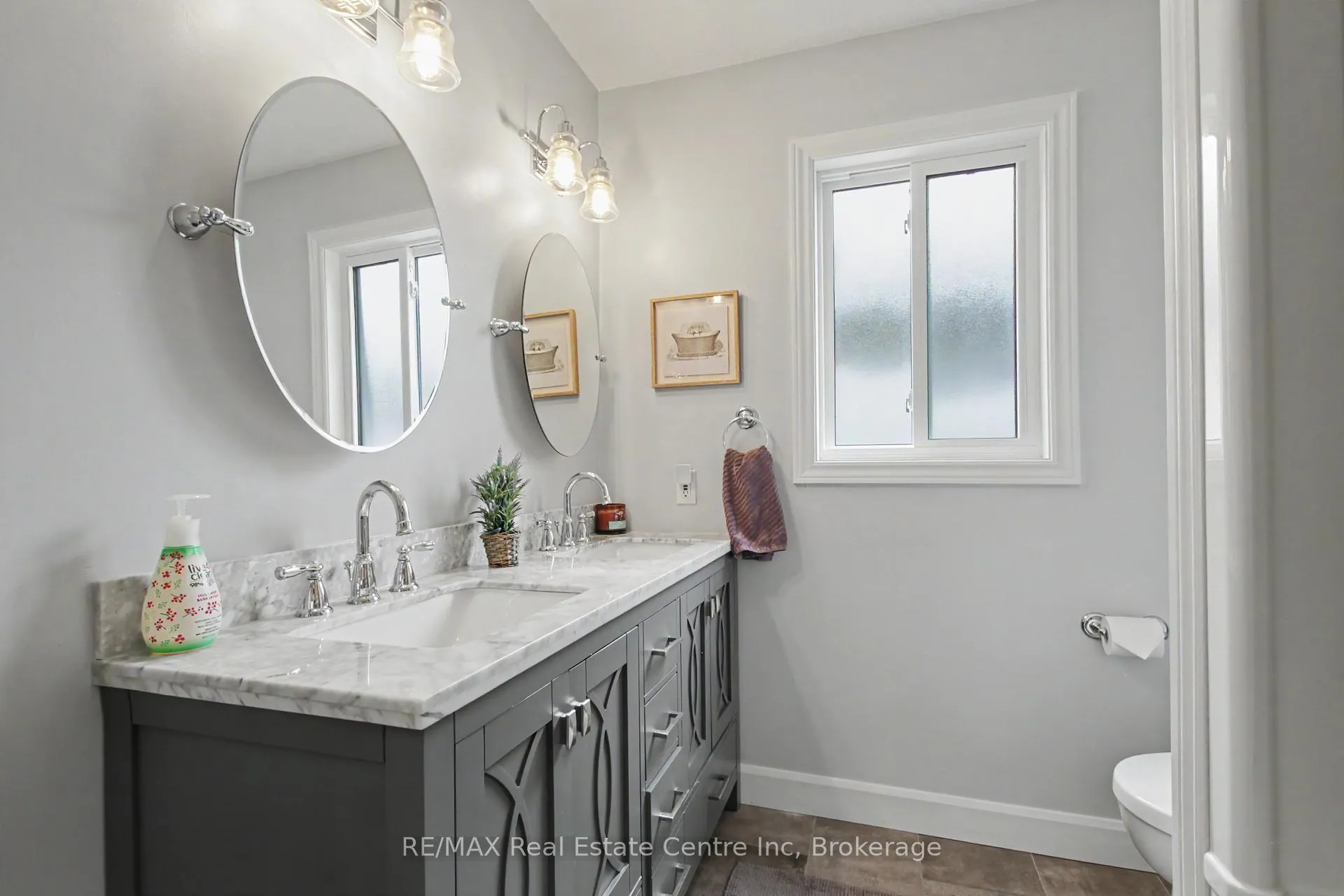 Photo 31 of 50 Forler Street, Wilmot — HOMEH