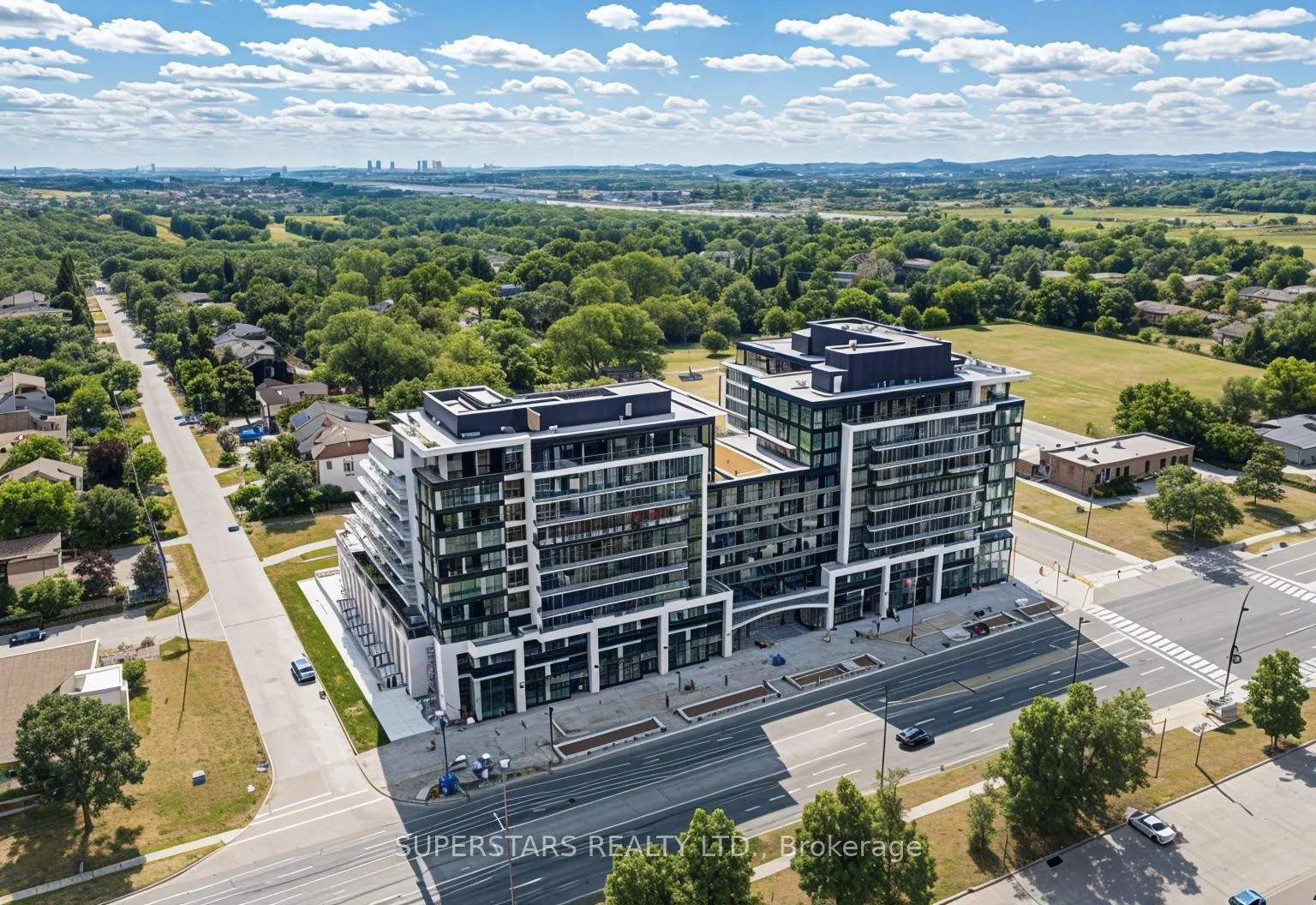 Photo 1 of Unit 626, 8188 Yonge Street, Vaughan, Uplands — HOMEH