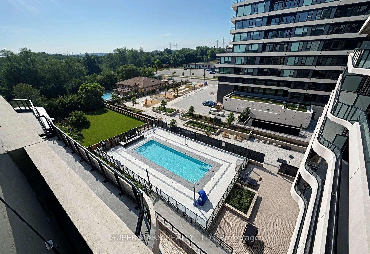 Photo 6 of Unit 626, 8188 Yonge Street, Vaughan, Uplands — HOMEH
