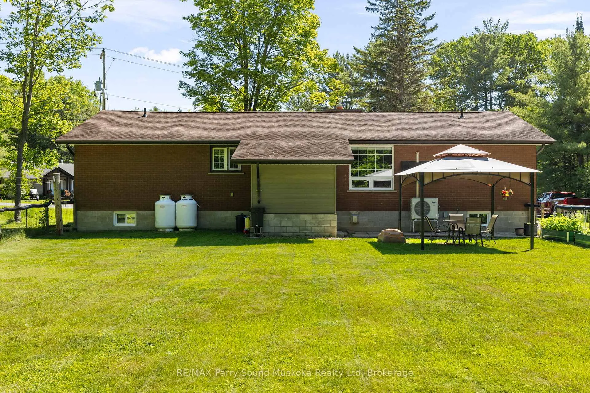Photo 25 of 40 Hammel Avenue, McDougall — HOMEH