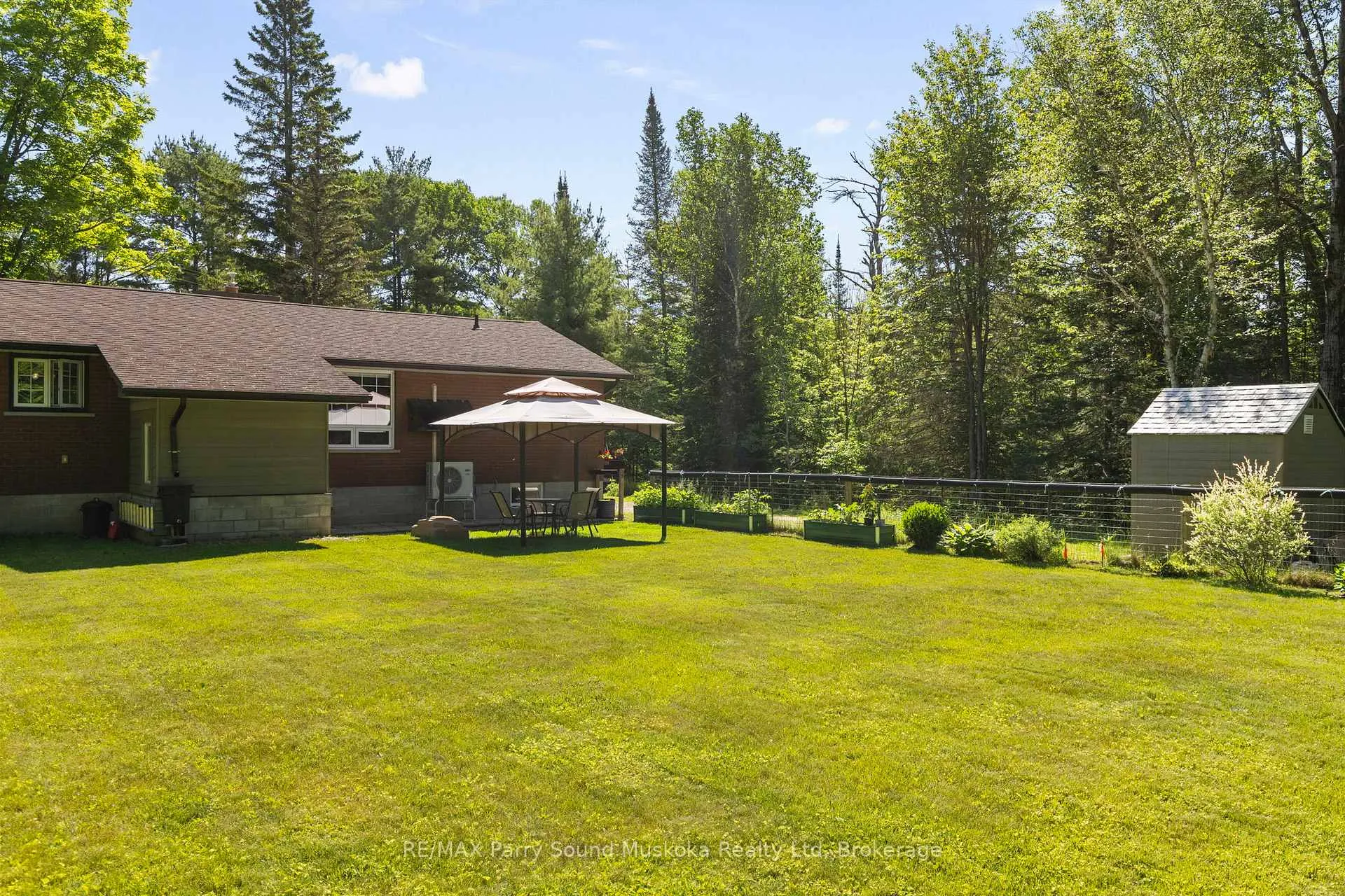 Photo 26 of 40 Hammel Avenue, McDougall — HOMEH