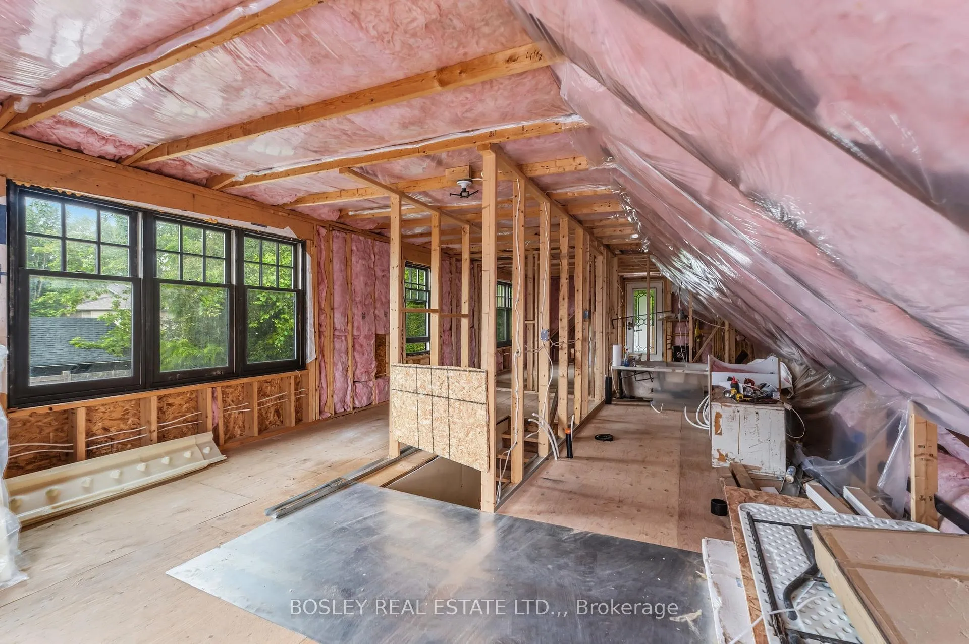 Photo 23 of 230 Pelham Road, St. Catharines, Western Hill — HOMEH
