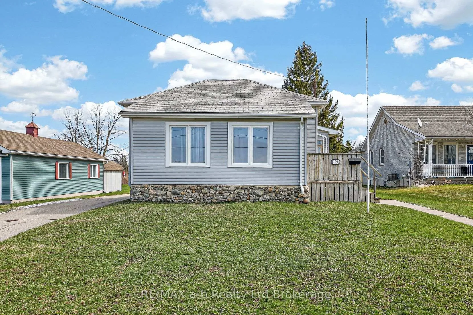 Photo 15 of 191 Whiting Street, Ingersoll, Ingersoll - South — HOMEH