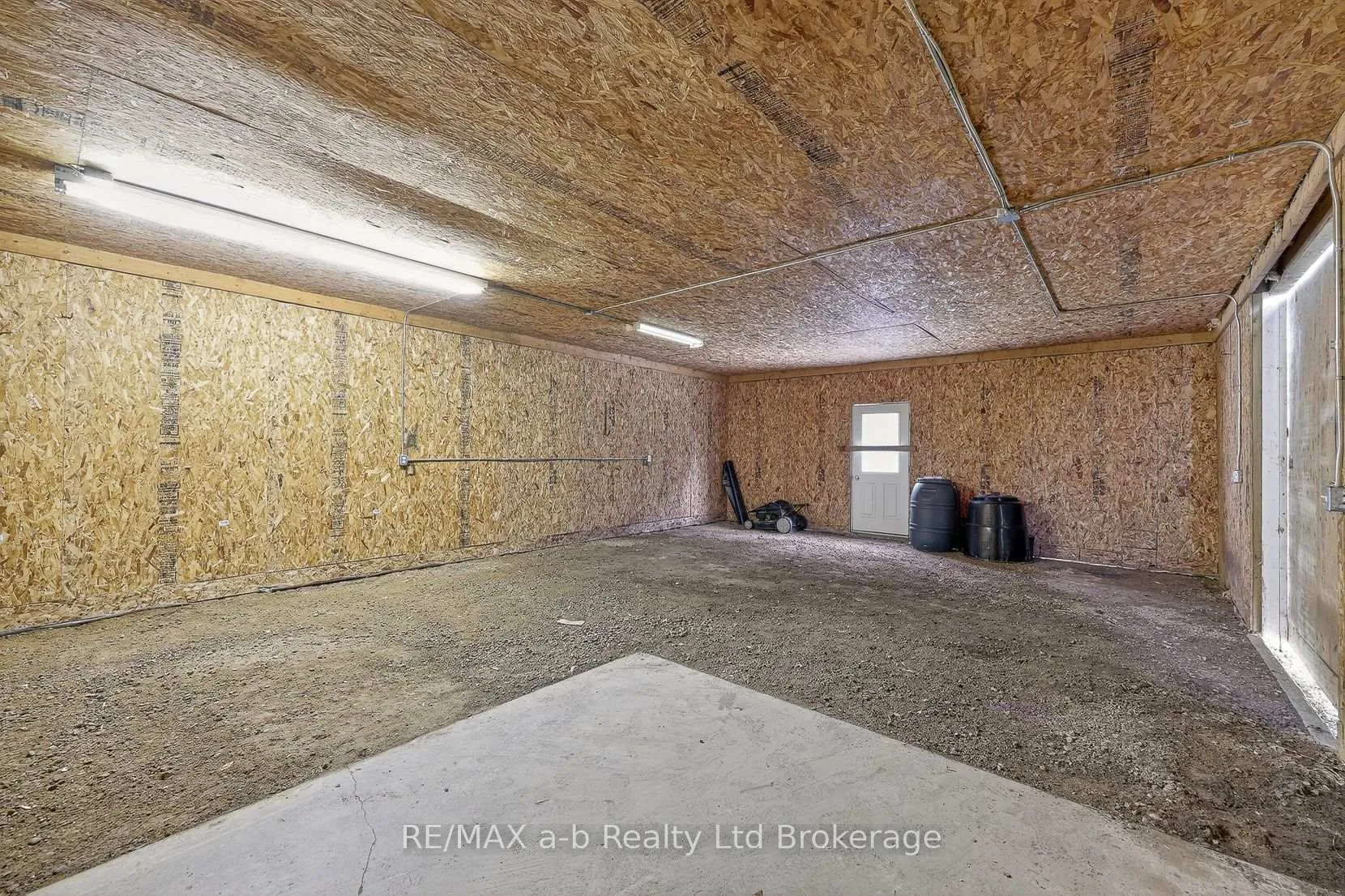 Photo 29 of 191 Whiting Street, Ingersoll, Ingersoll - South — HOMEH
