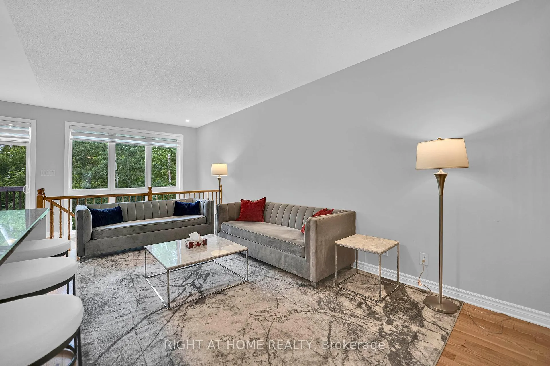 Photo 11 of 720 Dearborn, Ottawa, Blossom Park/Kemp Park/Findlay Creek — HOMEH