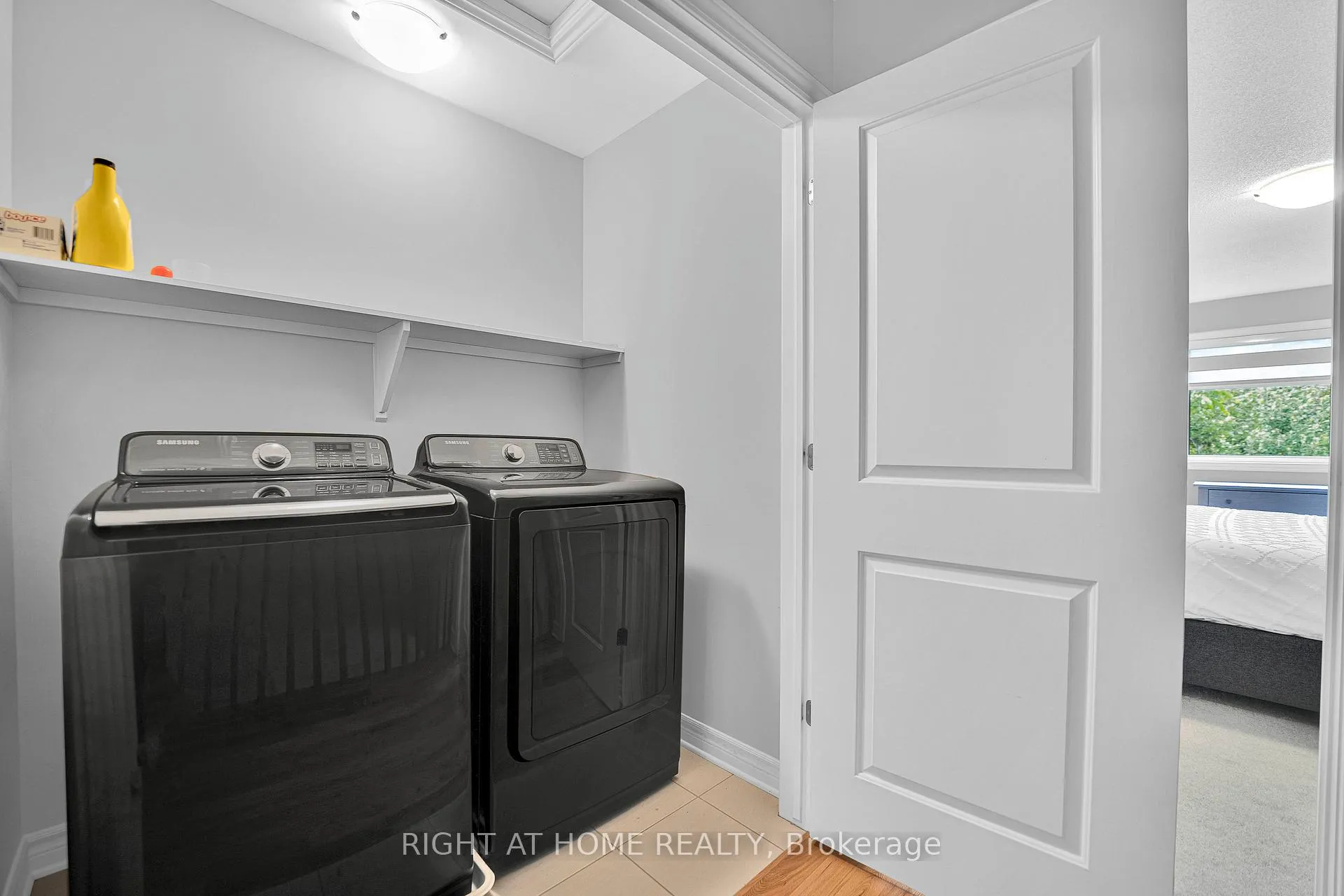 Photo 17 of 720 Dearborn, Ottawa, Blossom Park/Kemp Park/Findlay Creek — HOMEH