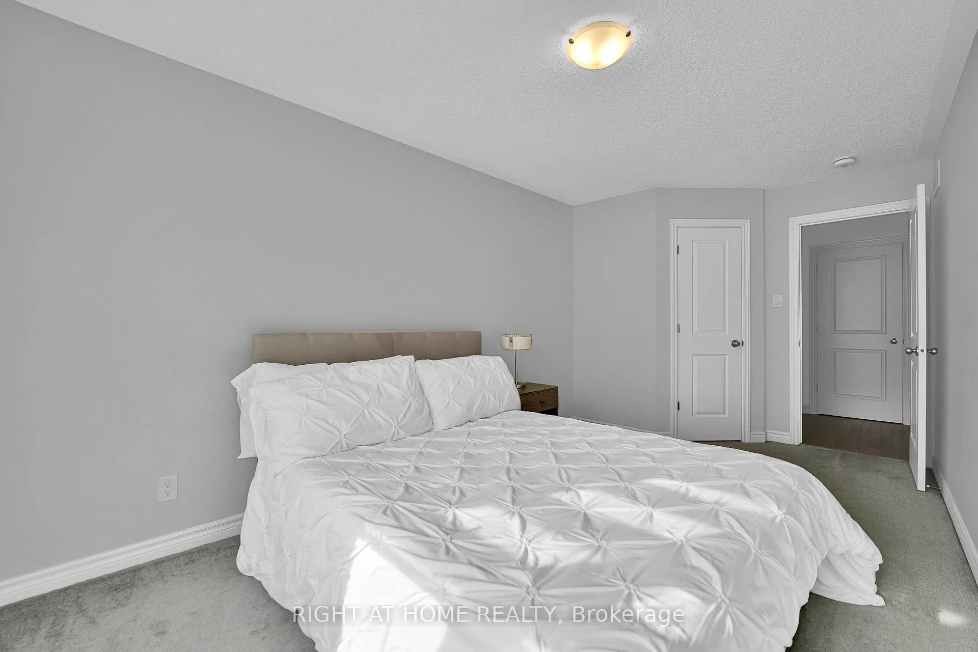 Photo 20 of 720 Dearborn, Ottawa, Blossom Park/Kemp Park/Findlay Creek — HOMEH