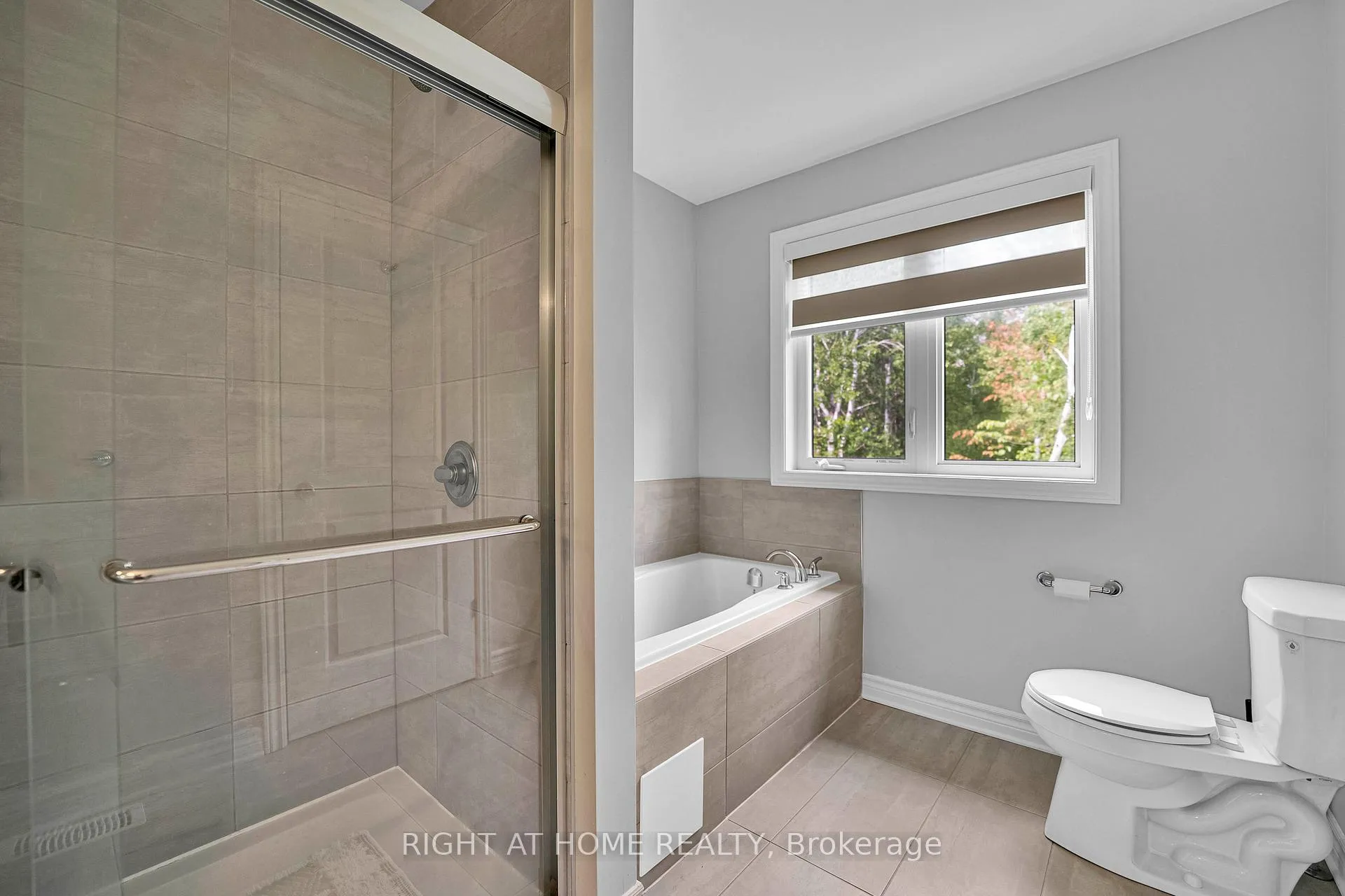 Photo 27 of 720 Dearborn, Ottawa, Blossom Park/Kemp Park/Findlay Creek — HOMEH