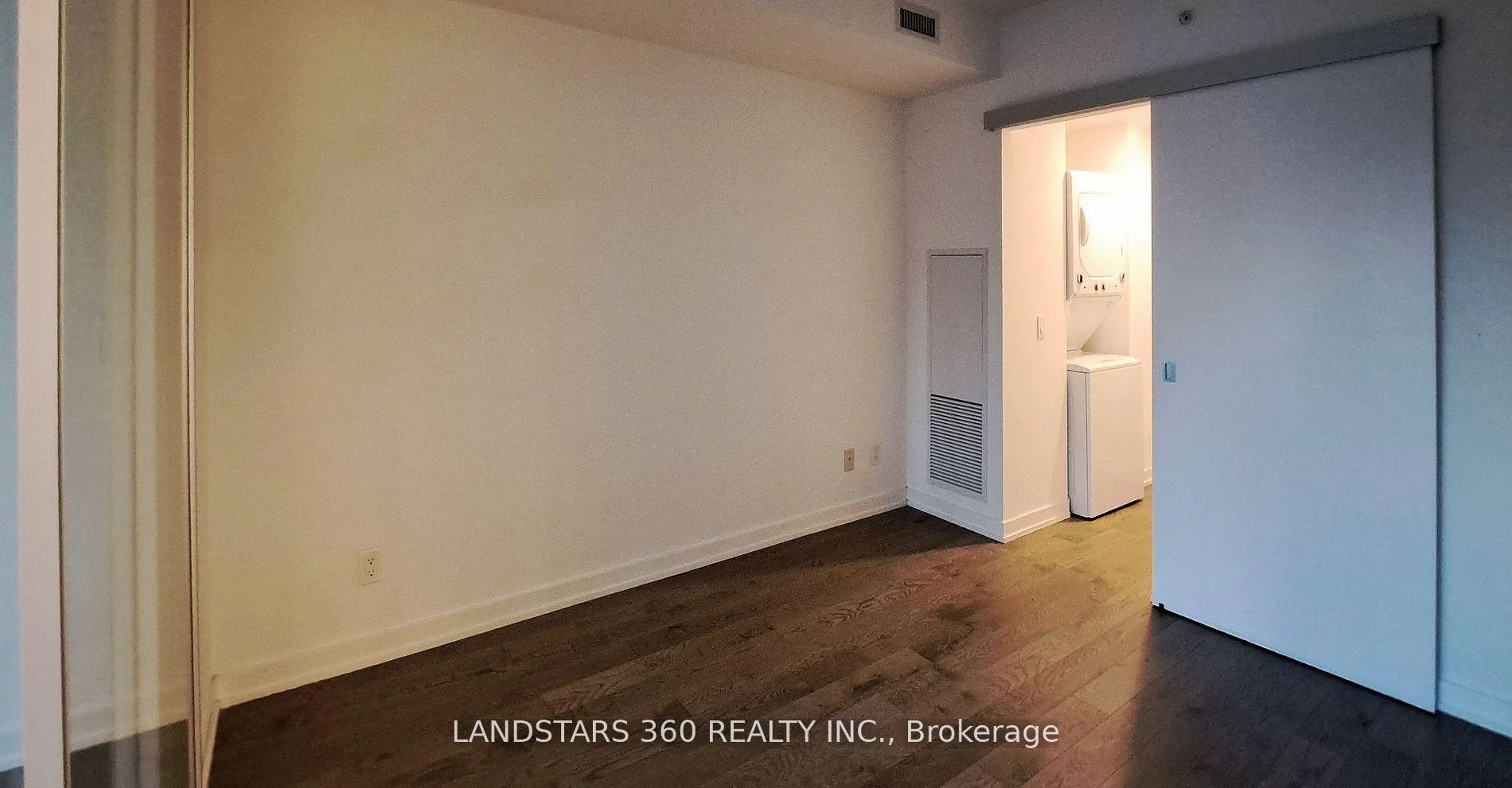 Photo 6 of Unit 1514, 25 Richmond Street E, Toronto, Church-Yonge Corridor — HOMEH