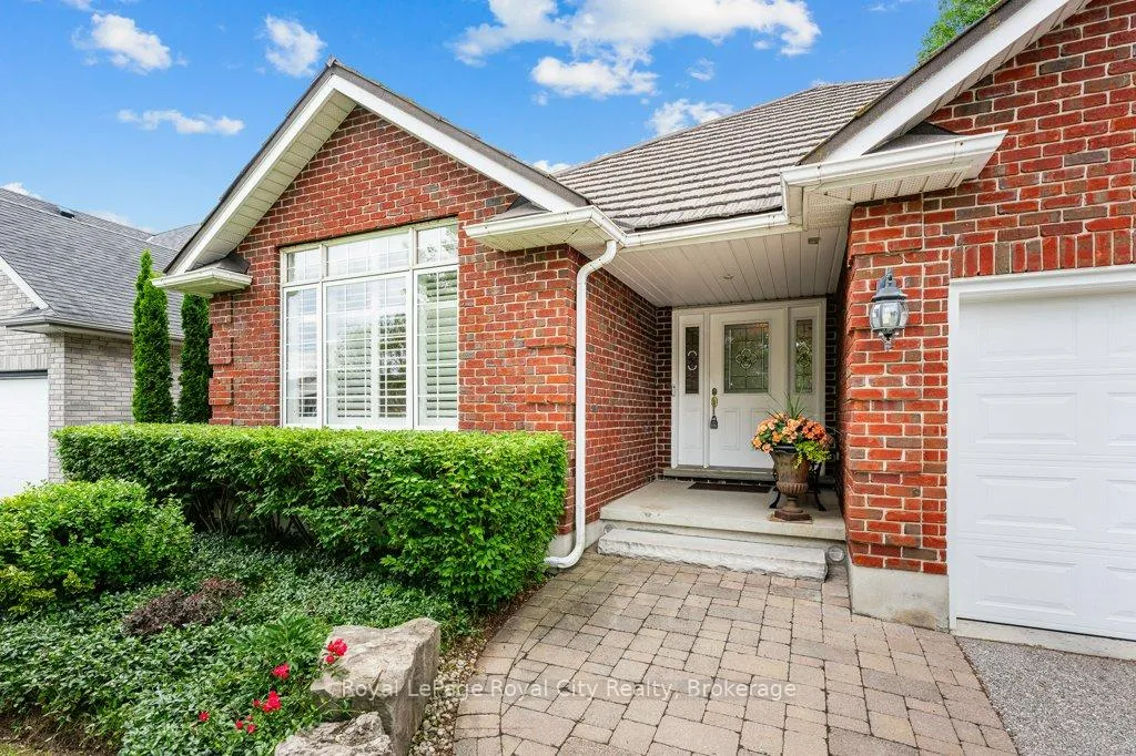 Photo 3 of 94 Kortright Road E, Guelph, Kortright East — HOMEH