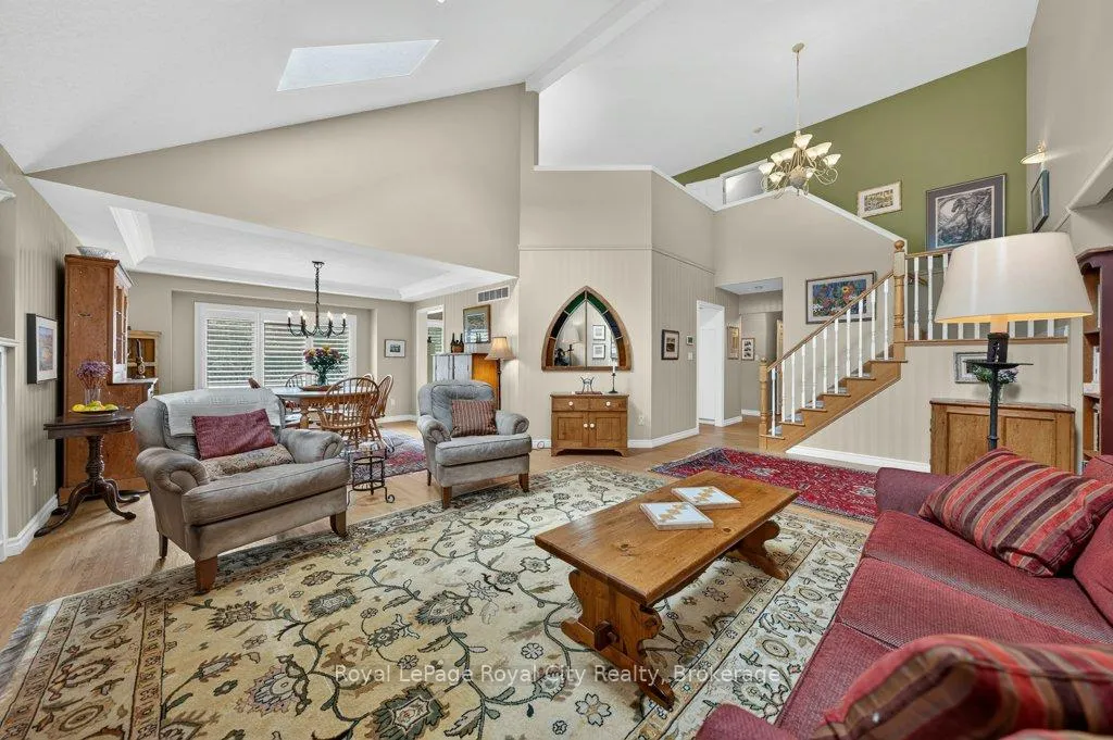 Photo 9 of 94 Kortright Road E, Guelph, Kortright East — HOMEH