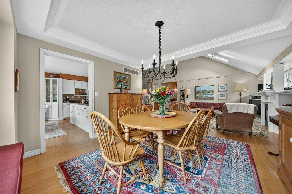 Photo 11 of 94 Kortright Road E, Guelph, Kortright East — HOMEH