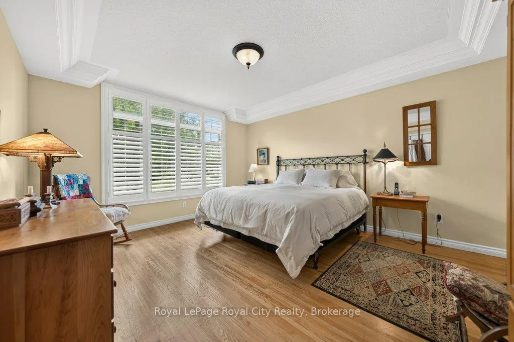 Photo 17 of 94 Kortright Road E, Guelph, Kortright East — HOMEH