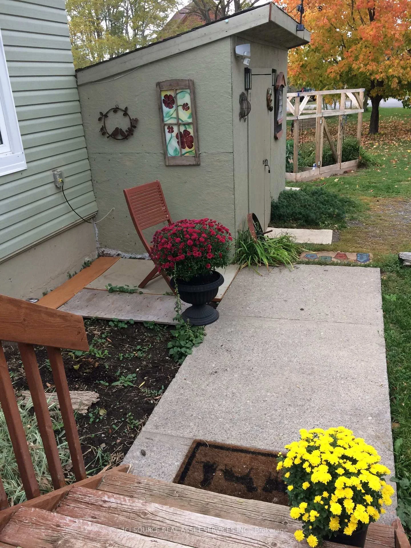 Photo 10 of 10 Lakeside Drive, Prince Edward County, Hillier Ward — HOMEH
