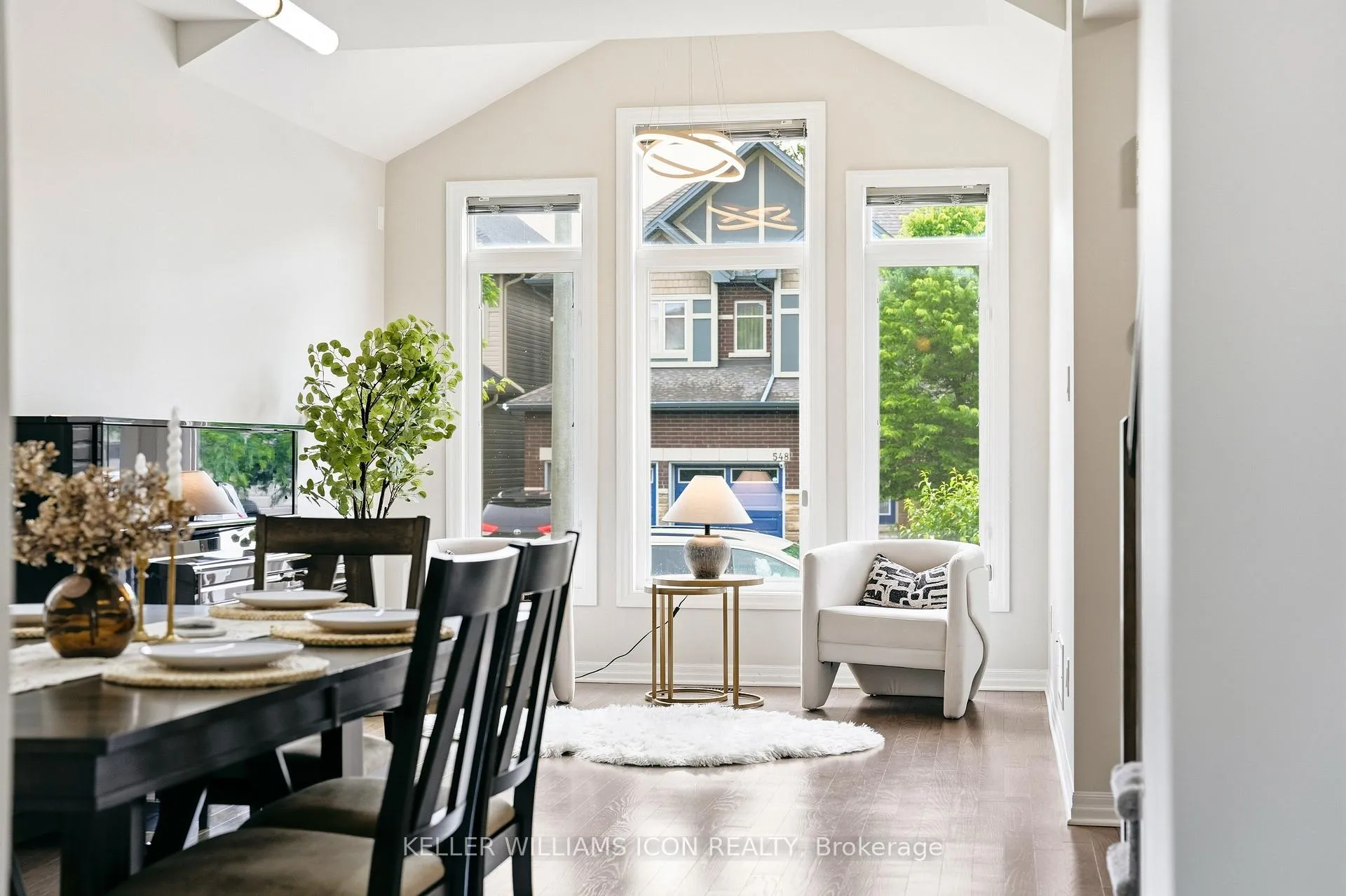 Photo 8 of 547 Peerless Street, Ottawa, Barrhaven - Cedargrove/Fraserdale — HOMEH