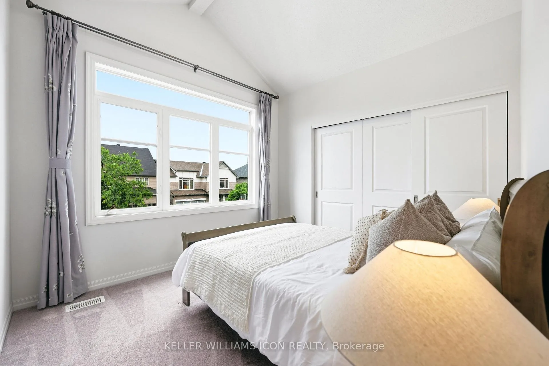 Photo 32 of 547 Peerless Street, Ottawa, Barrhaven - Cedargrove/Fraserdale — HOMEH