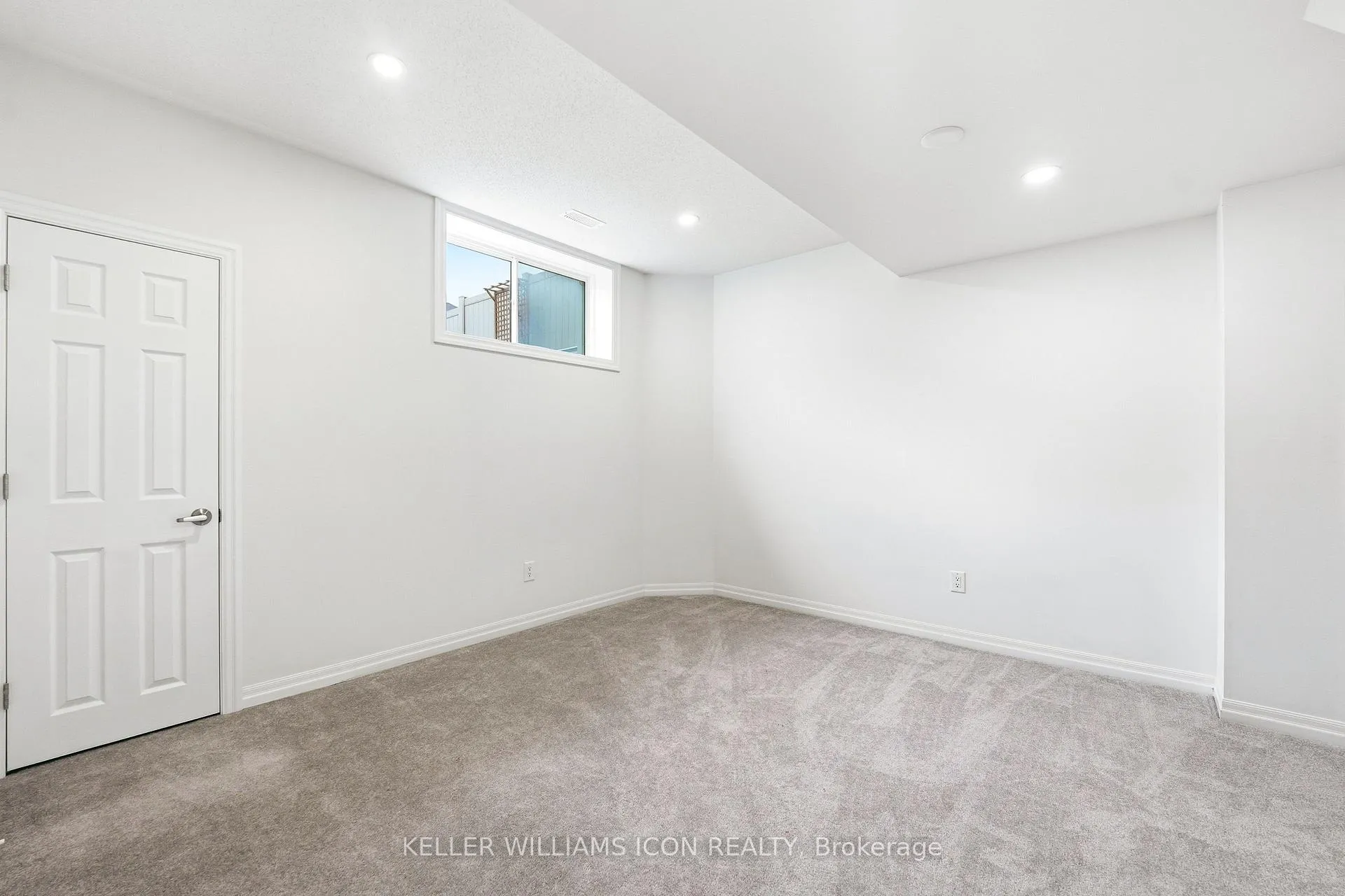 Photo 39 of 547 Peerless Street, Ottawa, Barrhaven - Cedargrove/Fraserdale — HOMEH