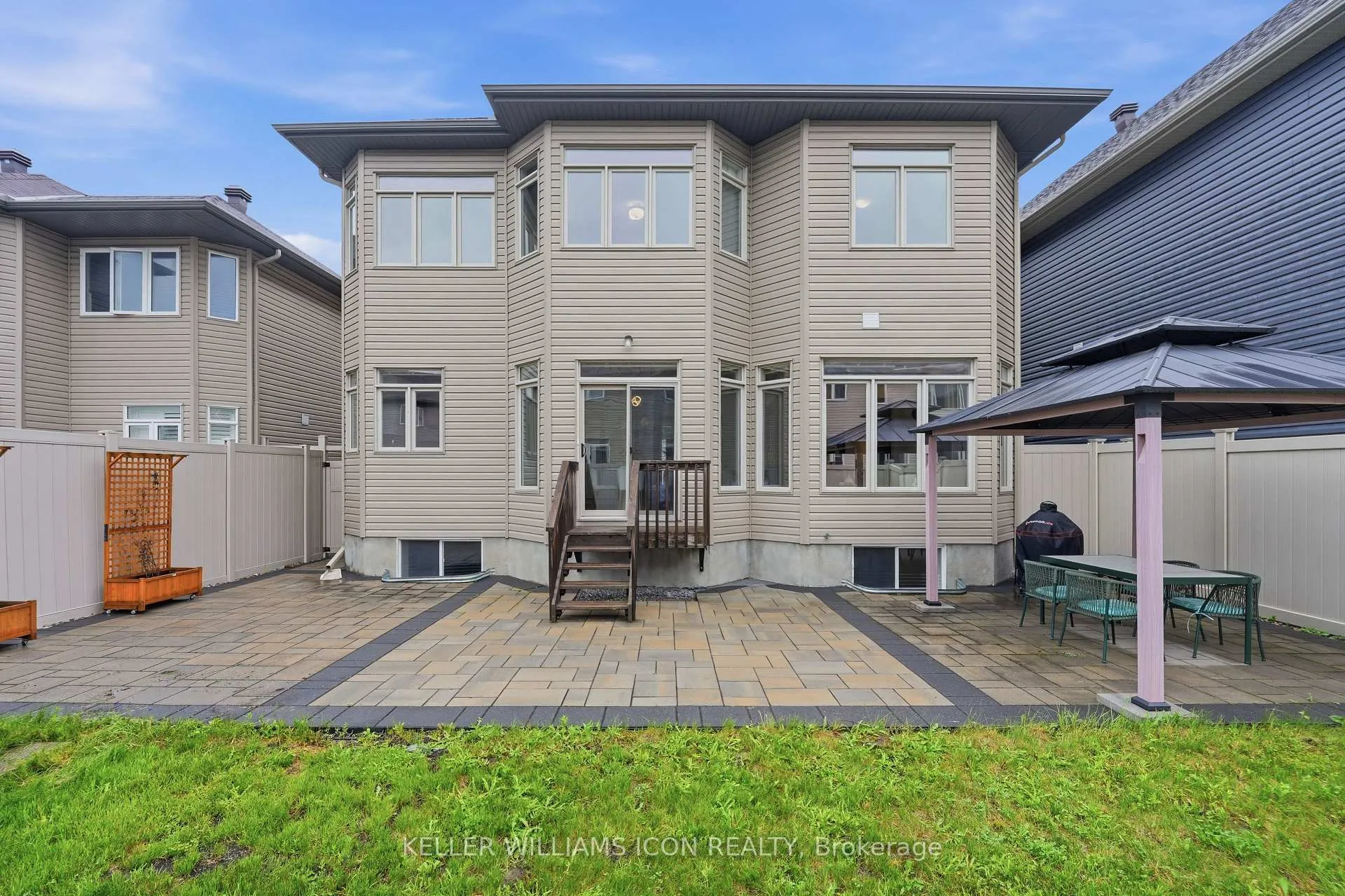 Photo 42 of 547 Peerless Street, Ottawa, Barrhaven - Cedargrove/Fraserdale — HOMEH