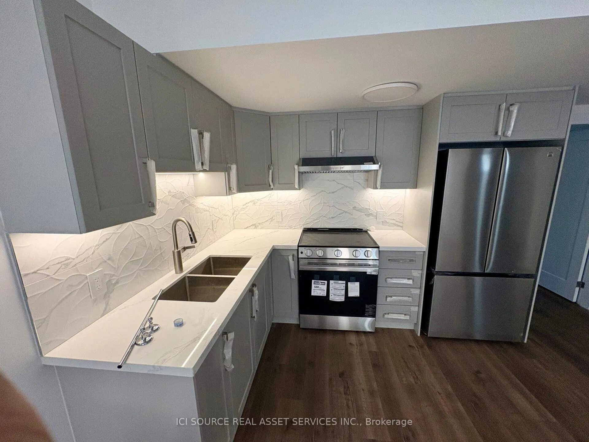 Photo 2 of Unit Basement, 8 Redkey Drive, Markham, Milliken Mills East — HOMEH