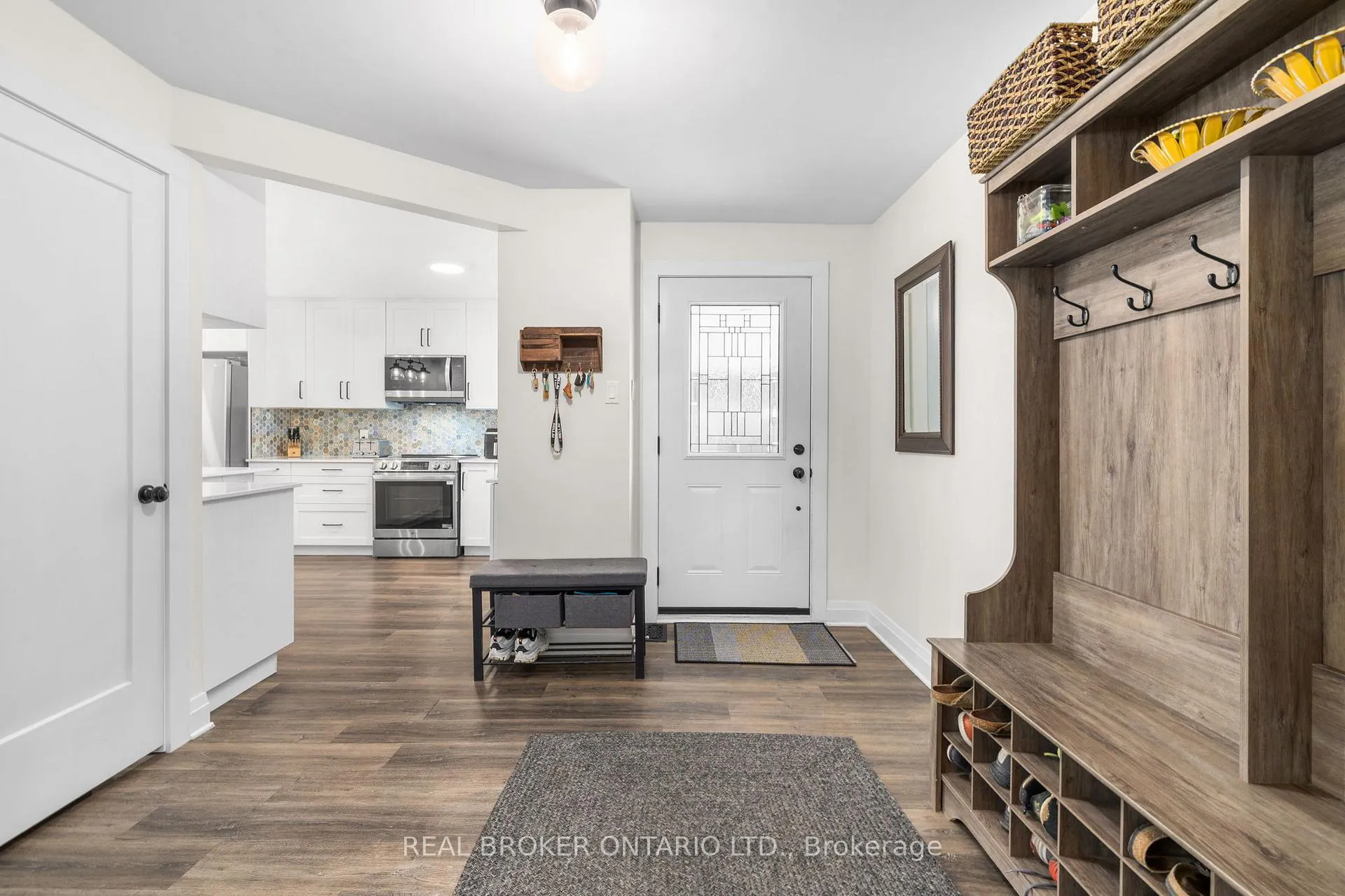 Photo 6 of 929 Bayview Drive, Ottawa, Constance Bay — HOMEH