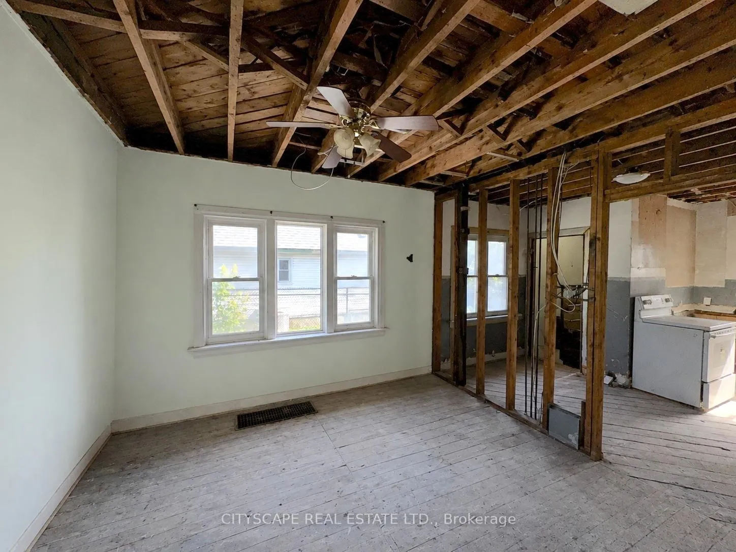Photo 7 of 238 Lancaster Street W, Kitchener — HOMEH