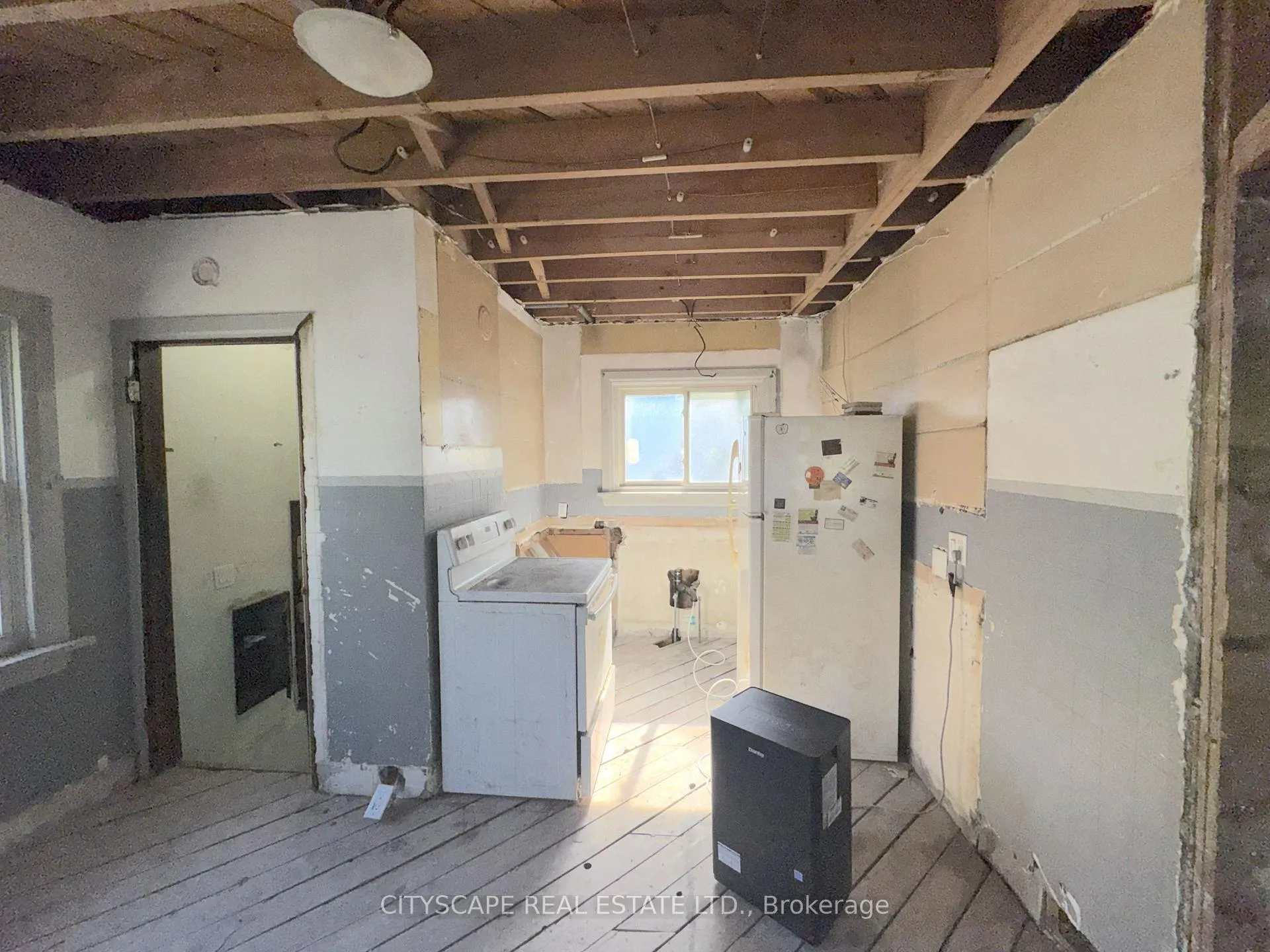 Photo 9 of 238 Lancaster Street W, Kitchener — HOMEH