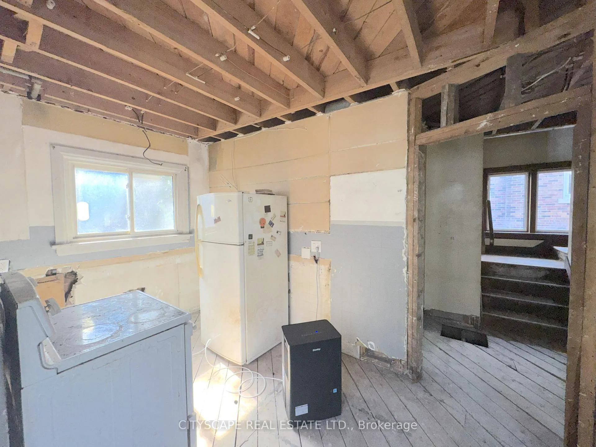 Photo 10 of 238 Lancaster Street W, Kitchener — HOMEH