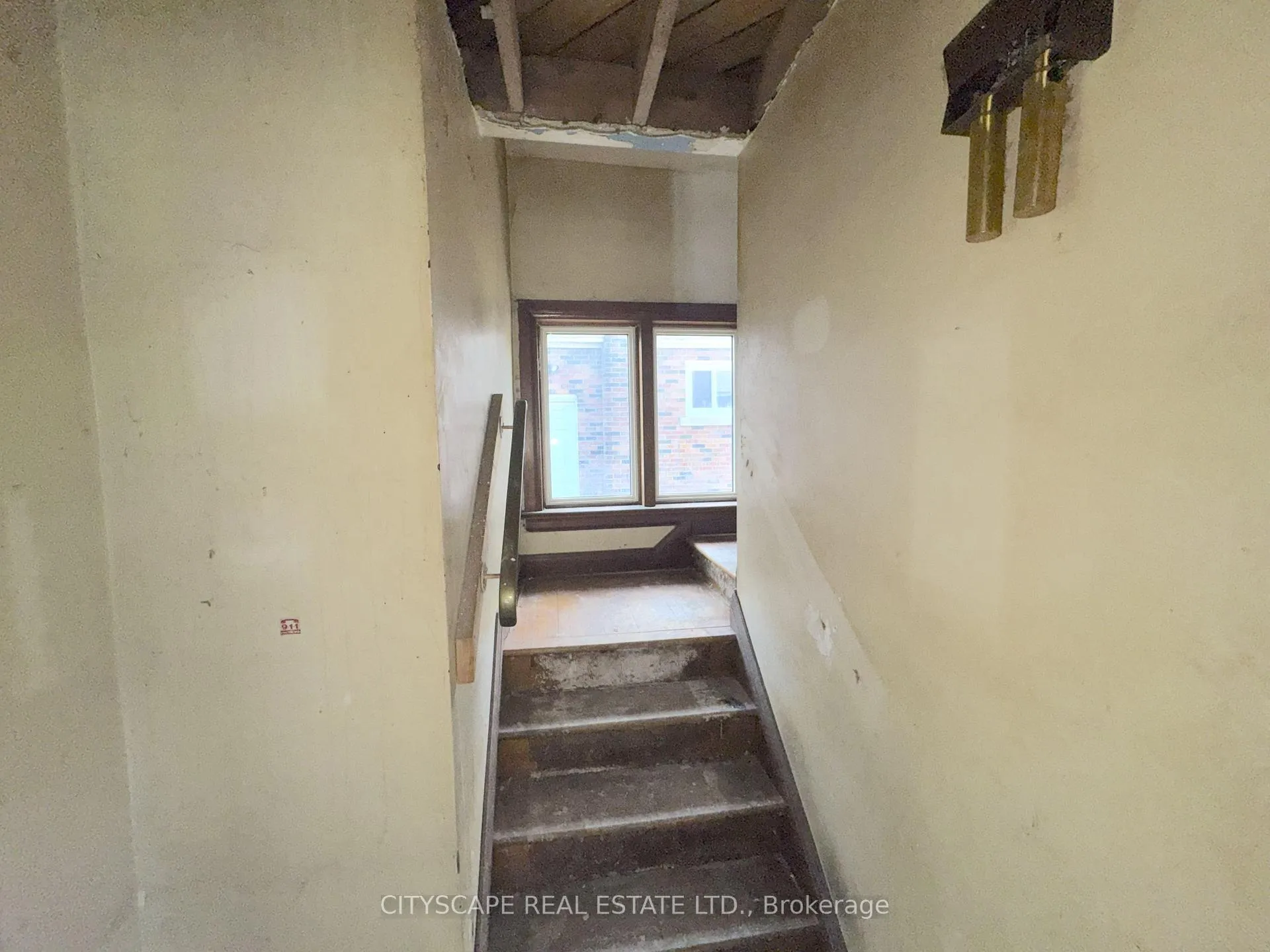 Photo 13 of 238 Lancaster Street W, Kitchener — HOMEH