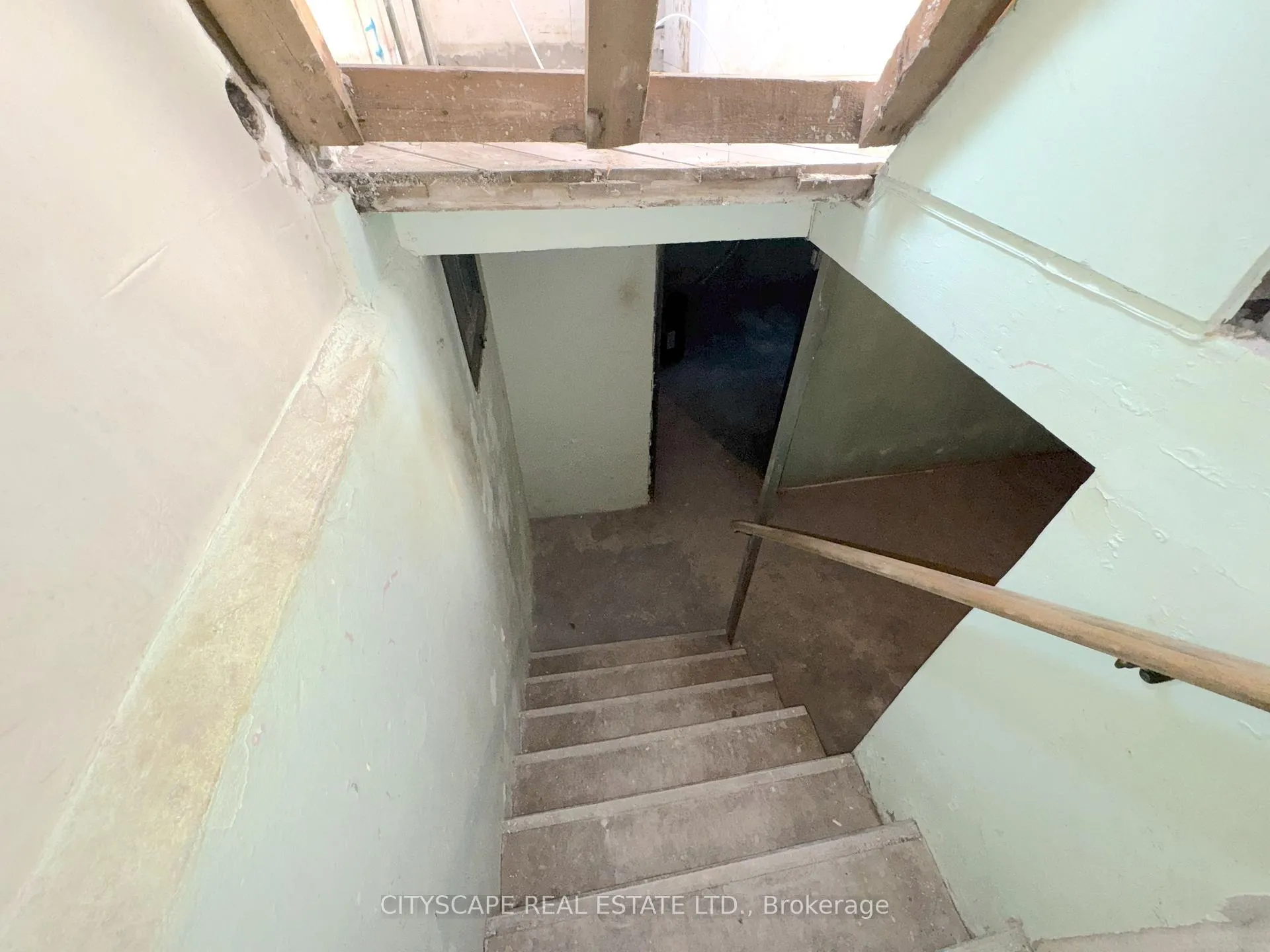 Photo 22 of 238 Lancaster Street W, Kitchener — HOMEH