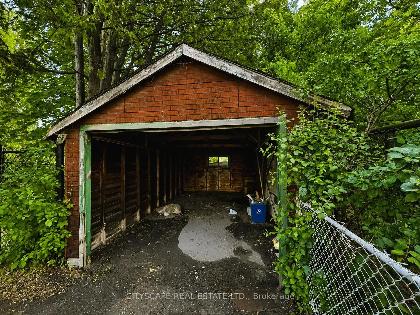 Photo 35 of 238 Lancaster Street W, Kitchener — HOMEH