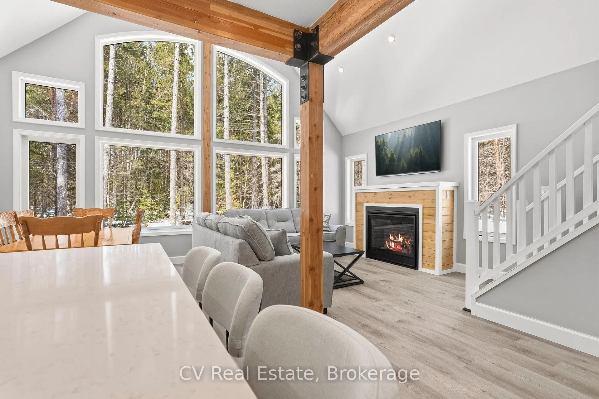 Photo of 1158 Chetwynd Road