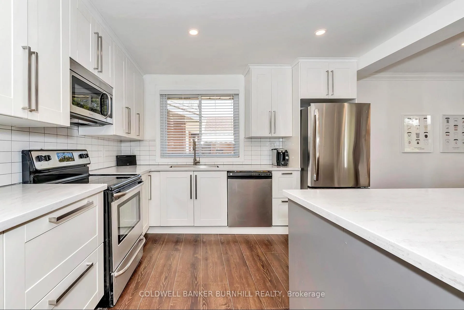 Photo 7 of 24 Darlington Drive, Hamilton, Gilbert — HOMEH