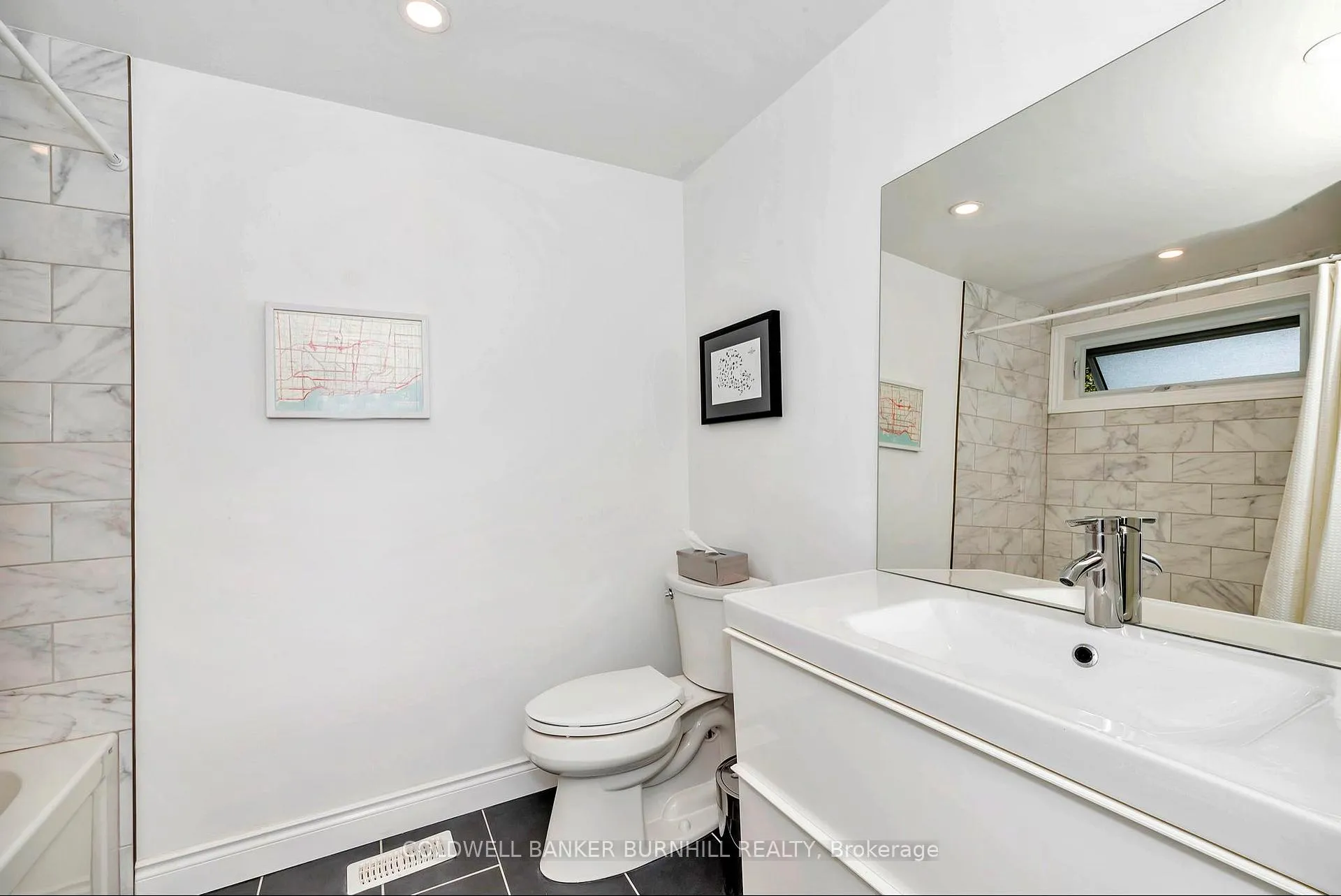 Photo 14 of 24 Darlington Drive, Hamilton, Gilbert — HOMEH