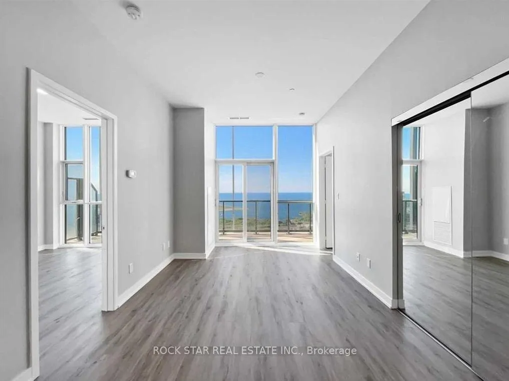 Photo 3 of Unit 3501, 50 Ordnance Street, Toronto, Niagara — HOMEH