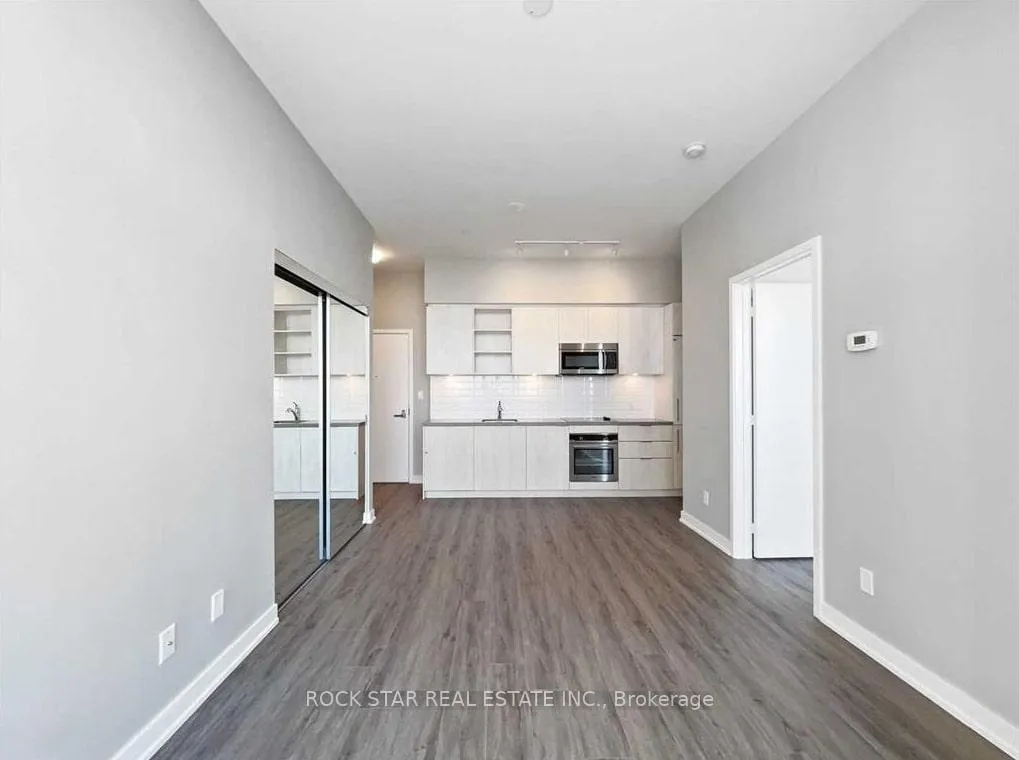 Photo 5 of Unit 3501, 50 Ordnance Street, Toronto, Niagara — HOMEH