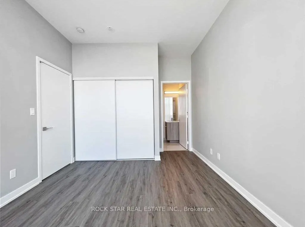 Photo 11 of Unit 3501, 50 Ordnance Street, Toronto, Niagara — HOMEH