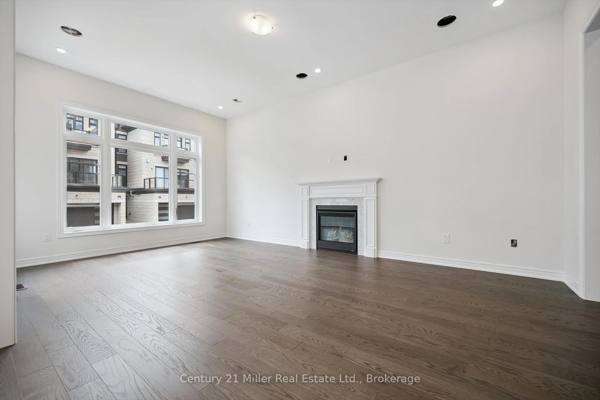 Photo 9 of 3262 Millicent Avenue, Oakville, Glenorchy — HOMEH