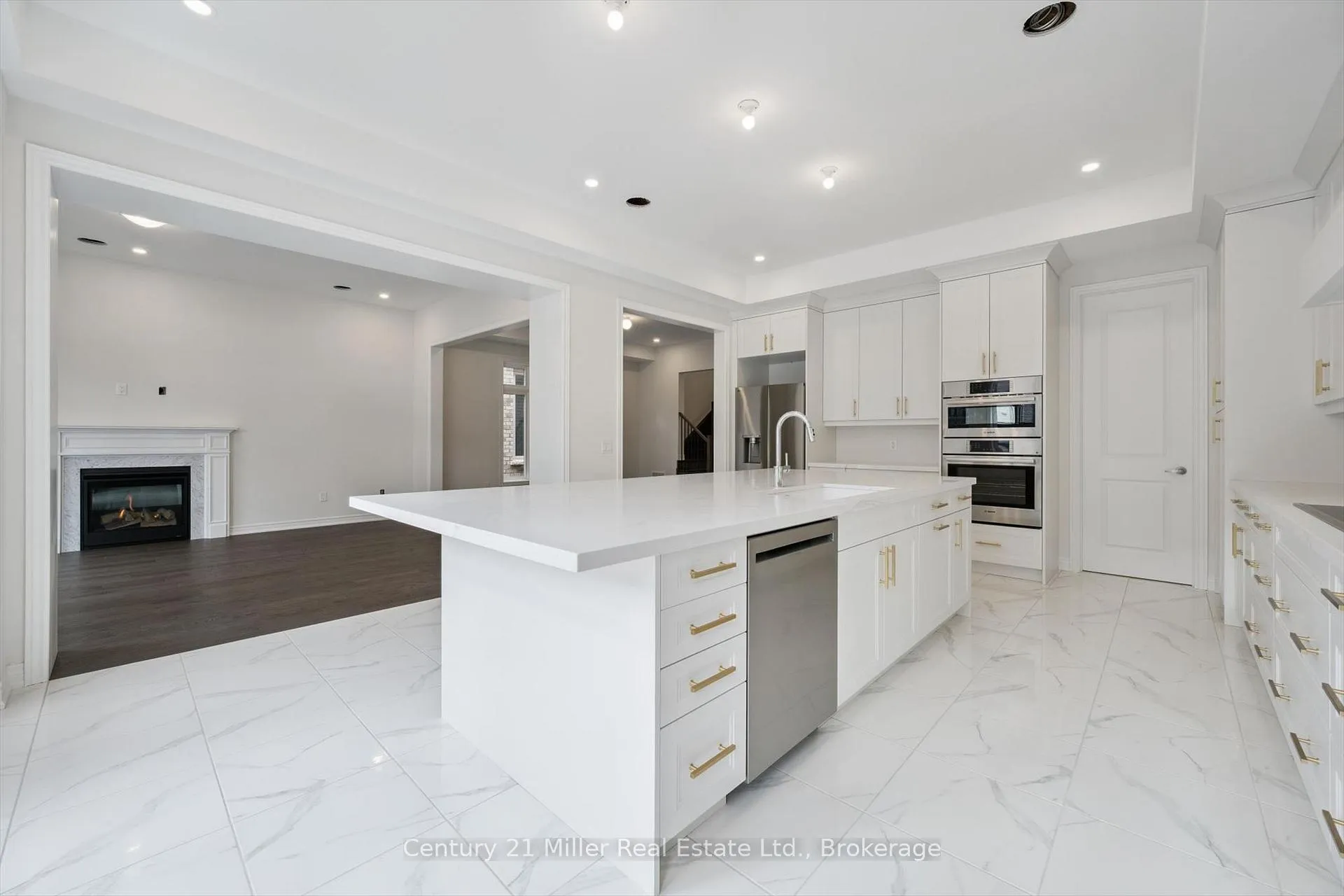 Photo 14 of 3262 Millicent Avenue, Oakville, Glenorchy — HOMEH